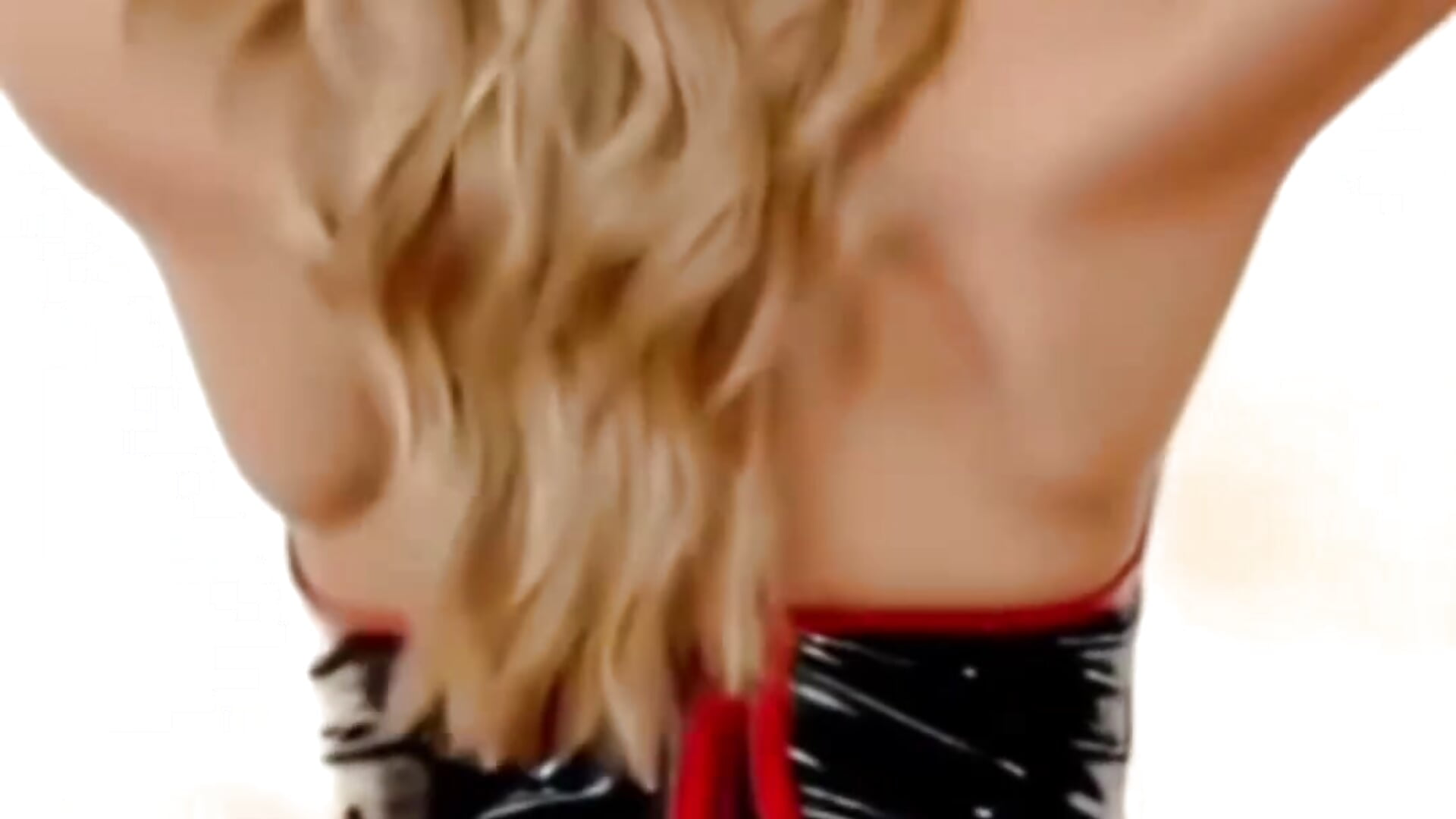 Sexy dancing ❤️❤️❤️ - video di SorayaSapeca modella di cam