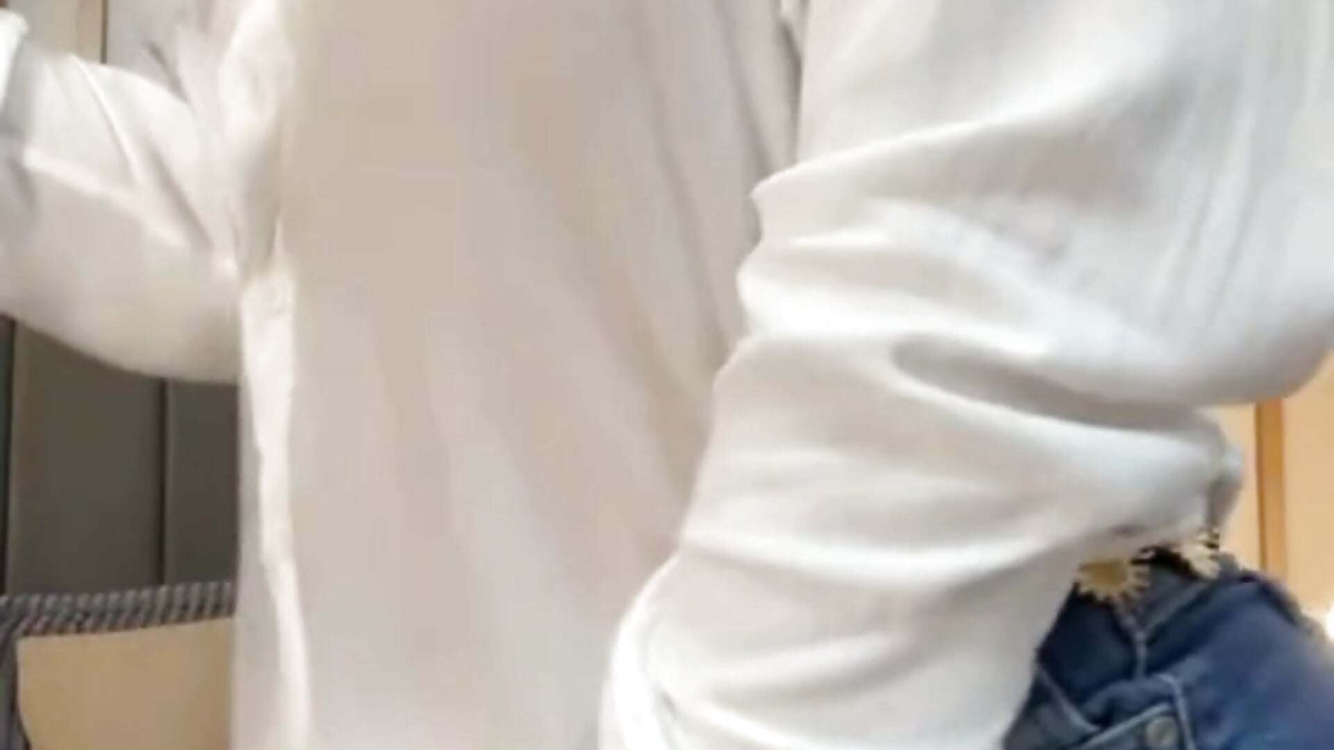 wet shirt