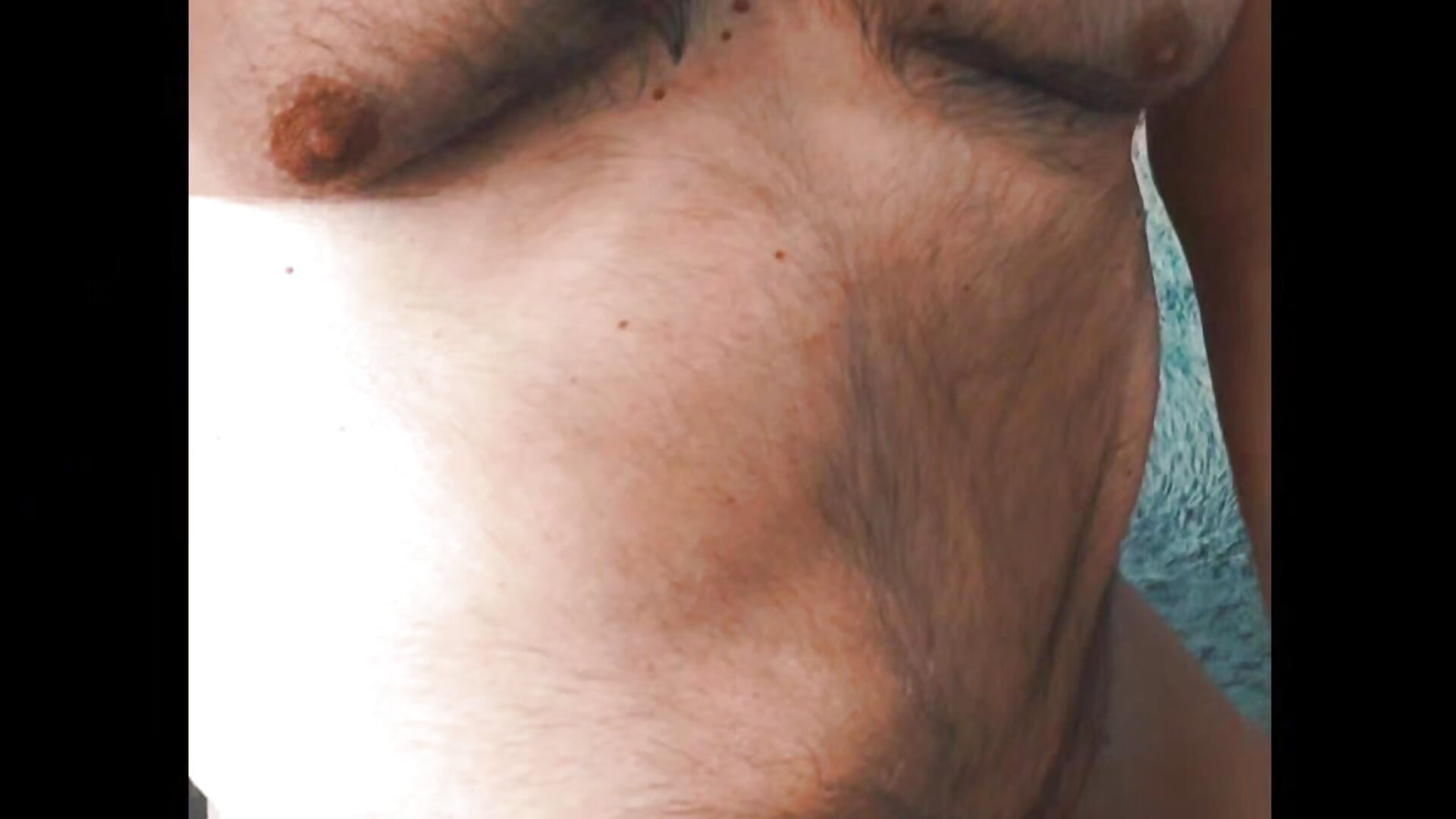 Body Toy - video di NakedOldNerdyDude modella di cam