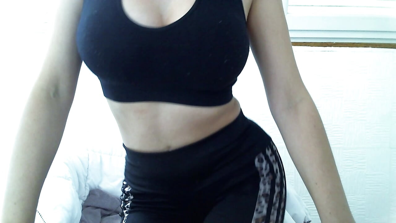 I'm a bit shy - video by HelenaDurden cam model