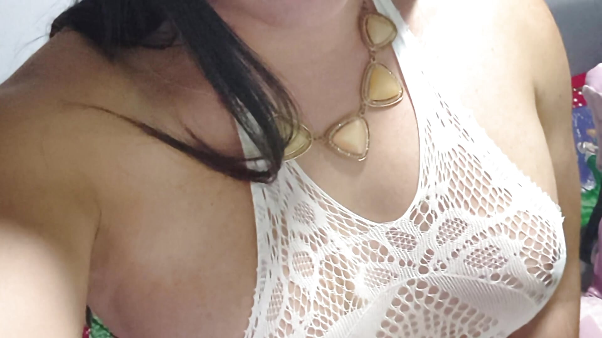 Seduction in White Sound - video by Khalifa_Gold cam model