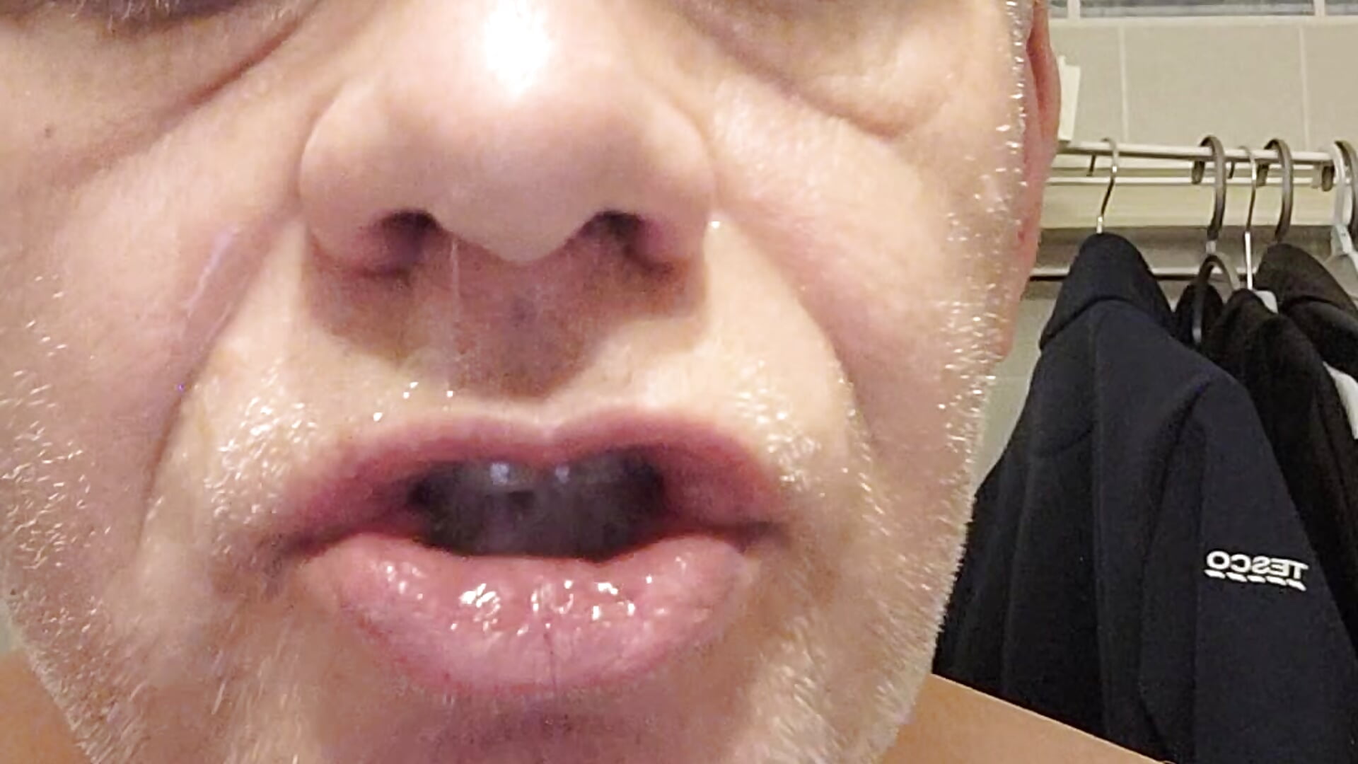 Sperm face - vidéo du modèle de showcams diamondlol