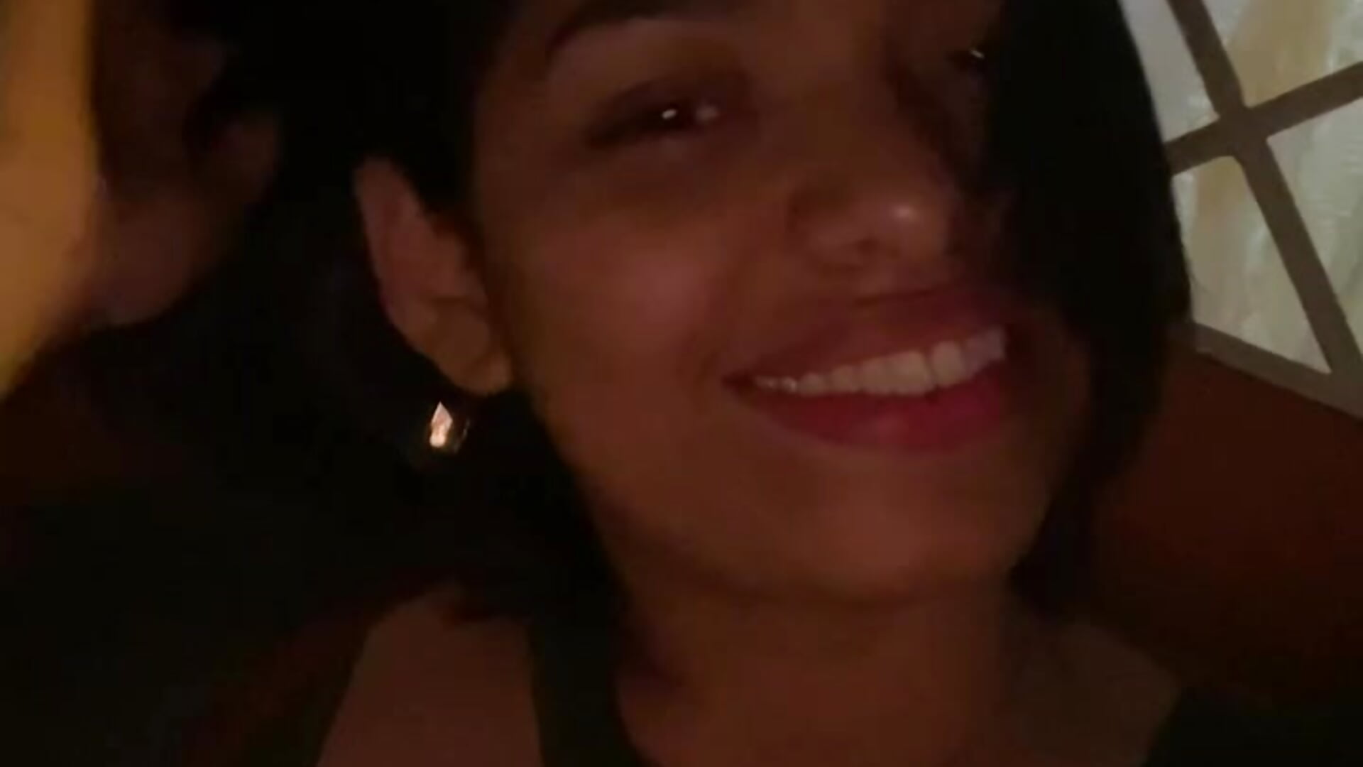 trim,97927C10-D0A0-4CA0-9139-20570698CDC3 - video by Reynamore cam model