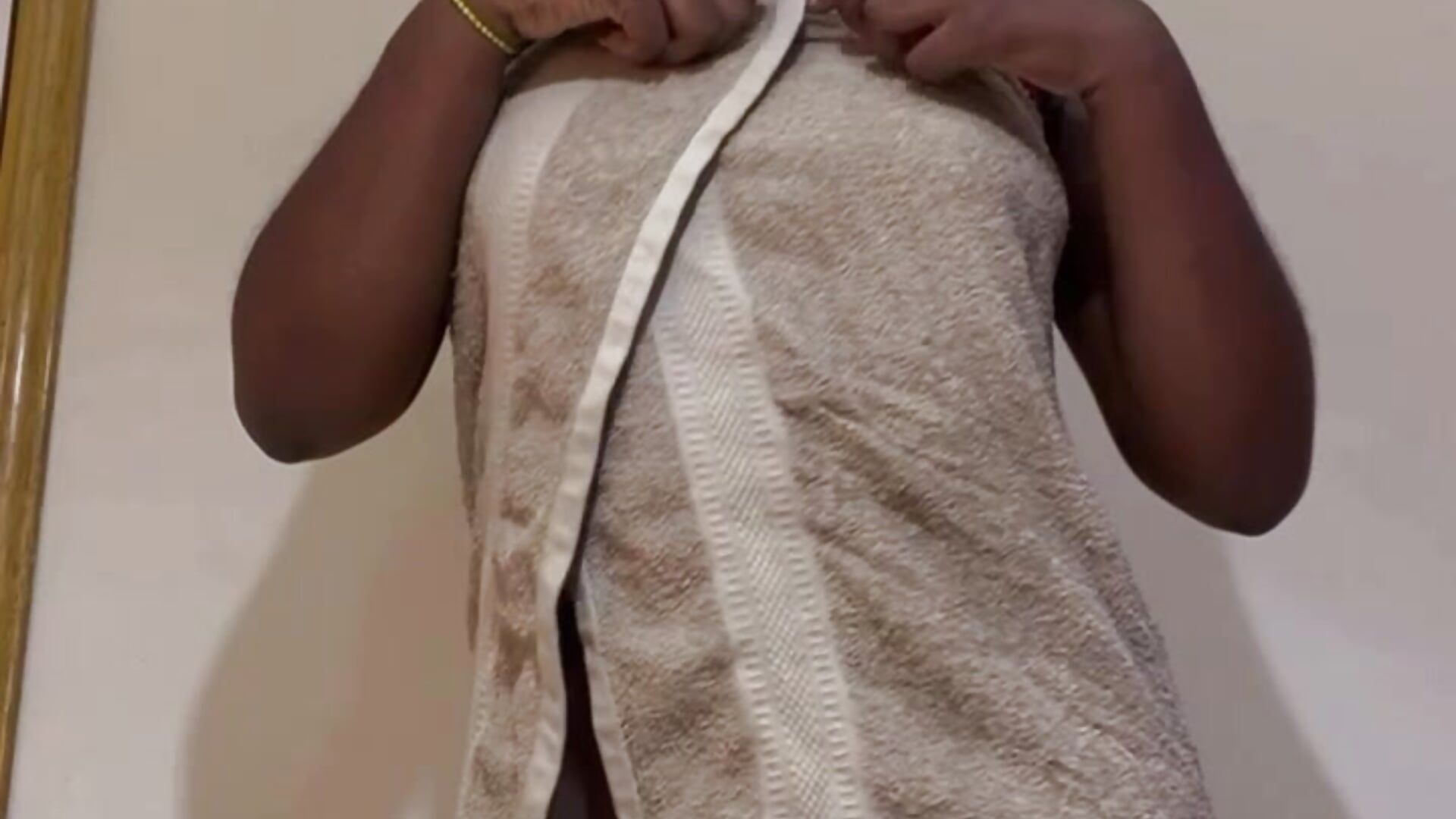 Hi - video by HollyJorda cam model