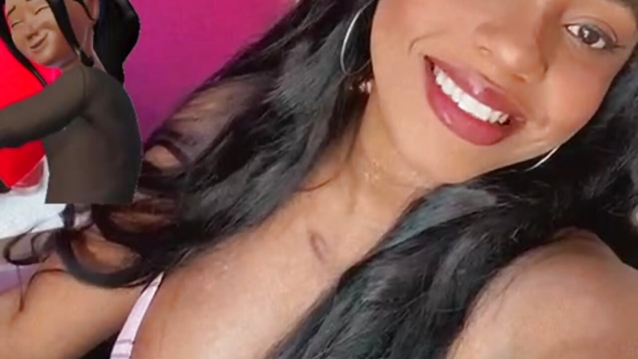 WhatsApp Video 2023-10-13 at 6,54,37 PM (1) - video by HollyJorda cam model