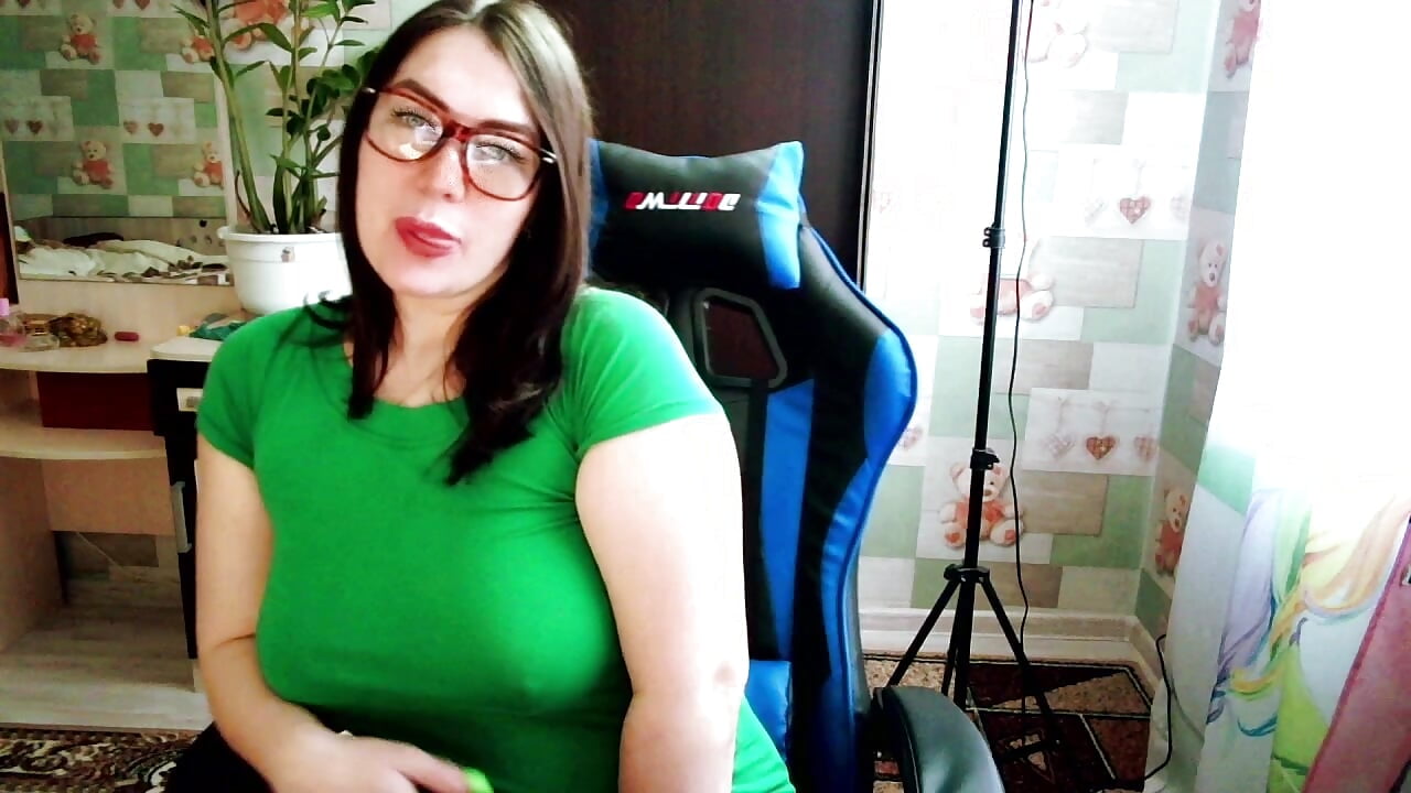 2023-05-05 09-34-05 - video by Korolek12 cam model