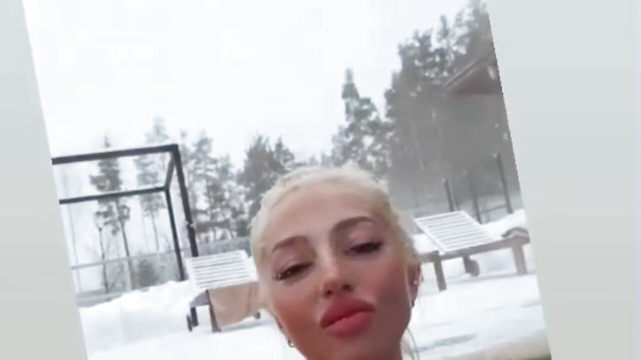 Relax time 😉🫦🤳 - วิดีโอโดย Tremendous_blondie โมเดลแคม