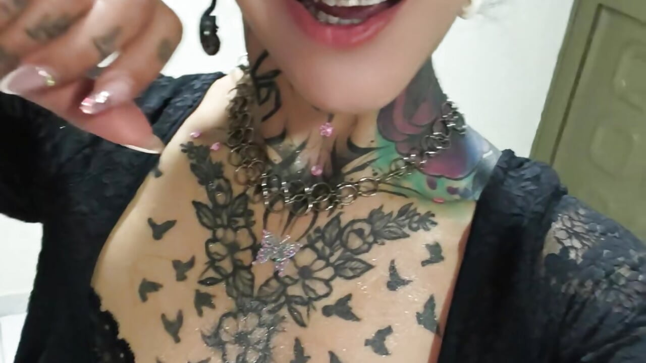 Linda coqueta 😍 - vídeo de la modelo de cam Milf_Seduction