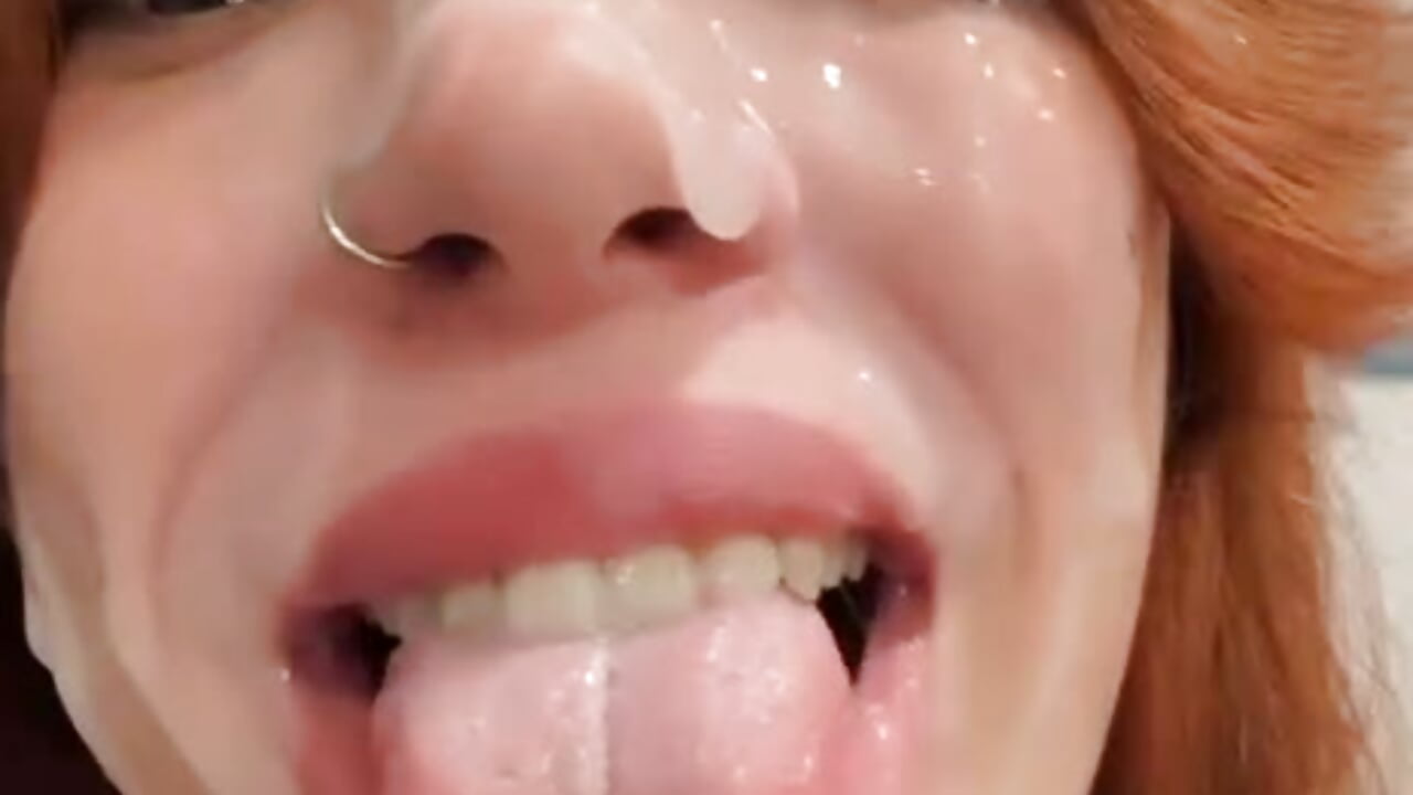 naked oluve covered in sperm over face - video van MaryStocks cam-model