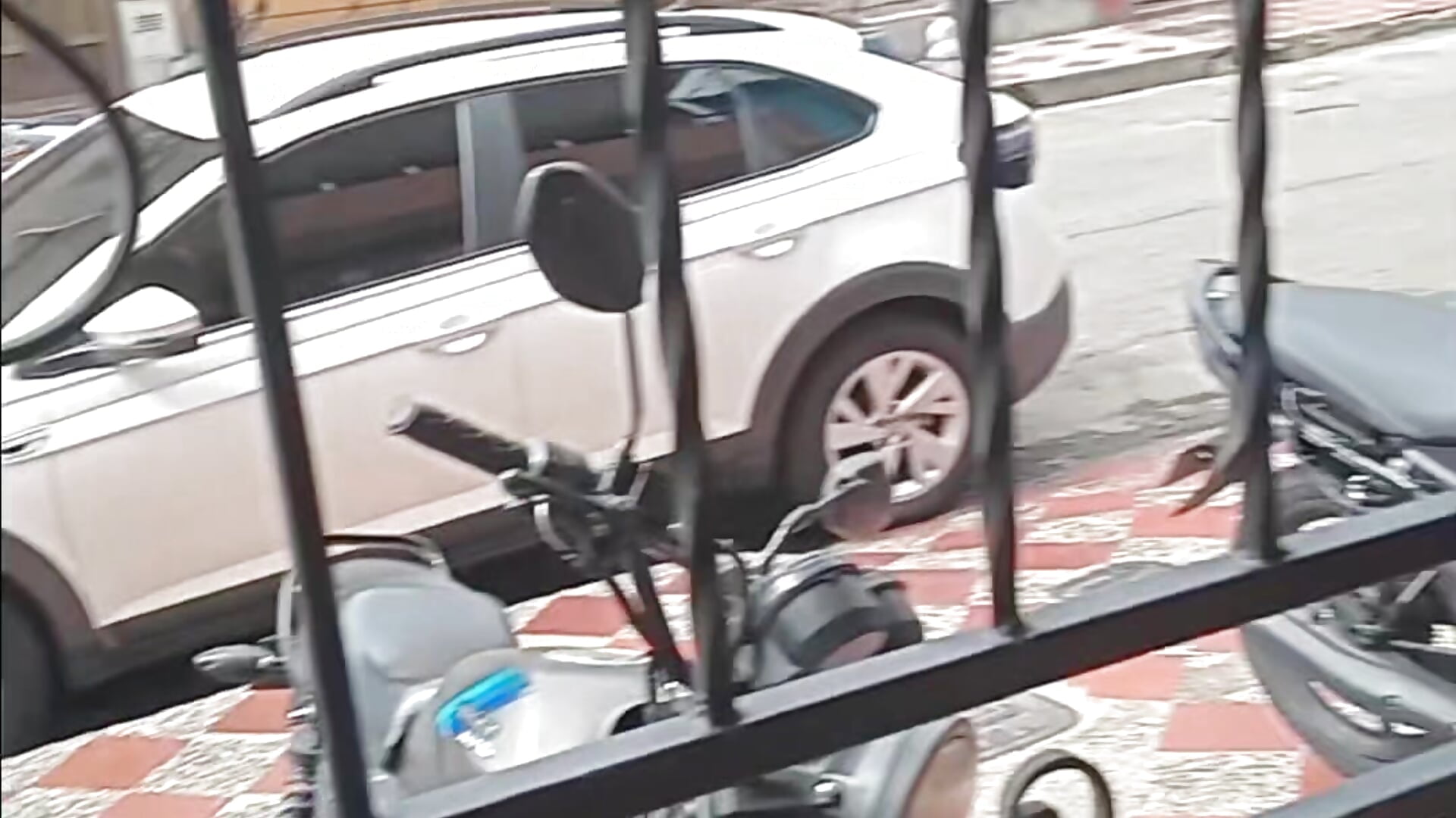 1000046617 - video by TRIXTERXXX cam model