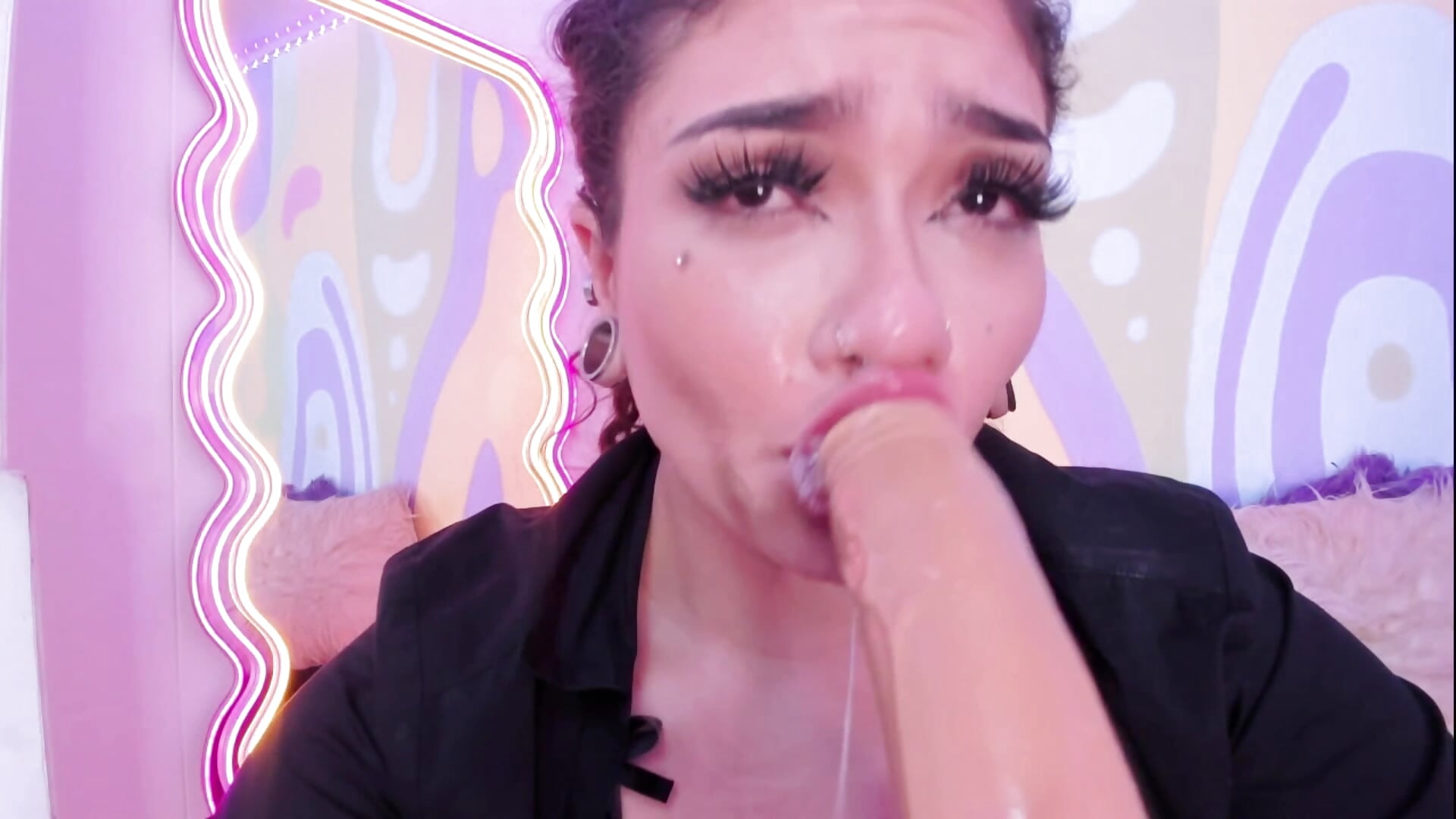 Look how I destroy my makeup with saliva - video by Sweet_Ariadna_ cam model