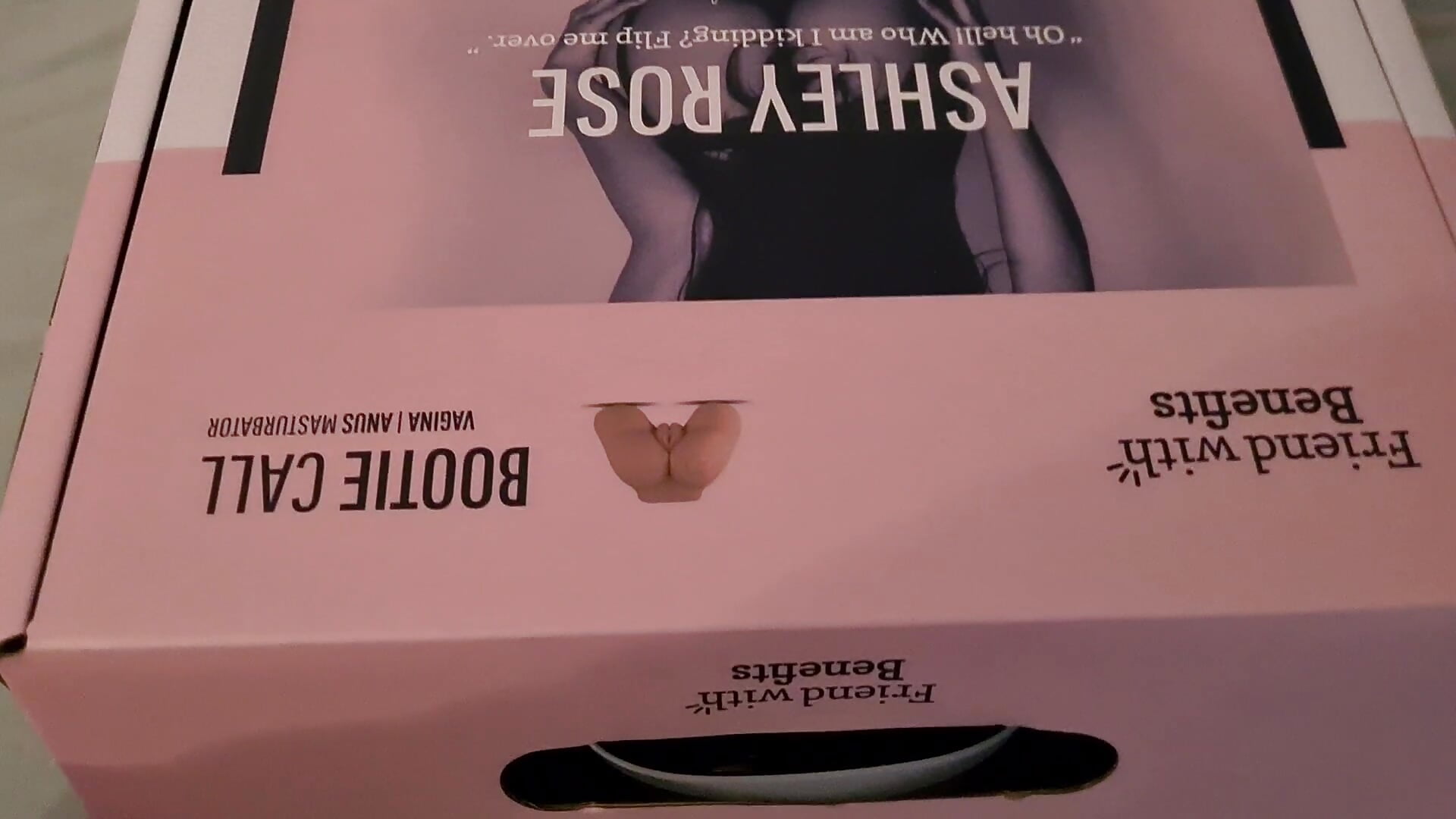 Early christmas. - فيديو من Remstr موديل الكام