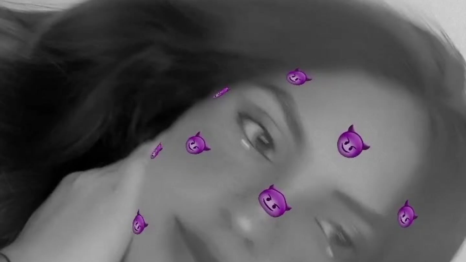 <3 - video by darika__ cam model