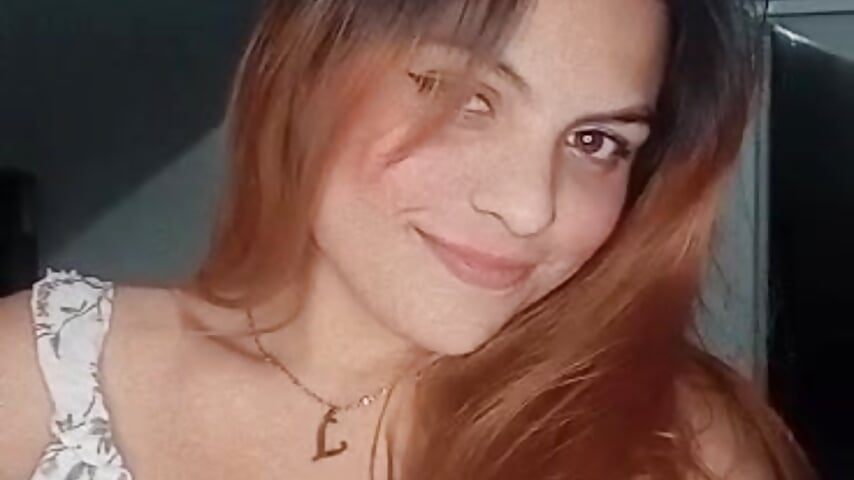 Kisses - video by darika__ cam model