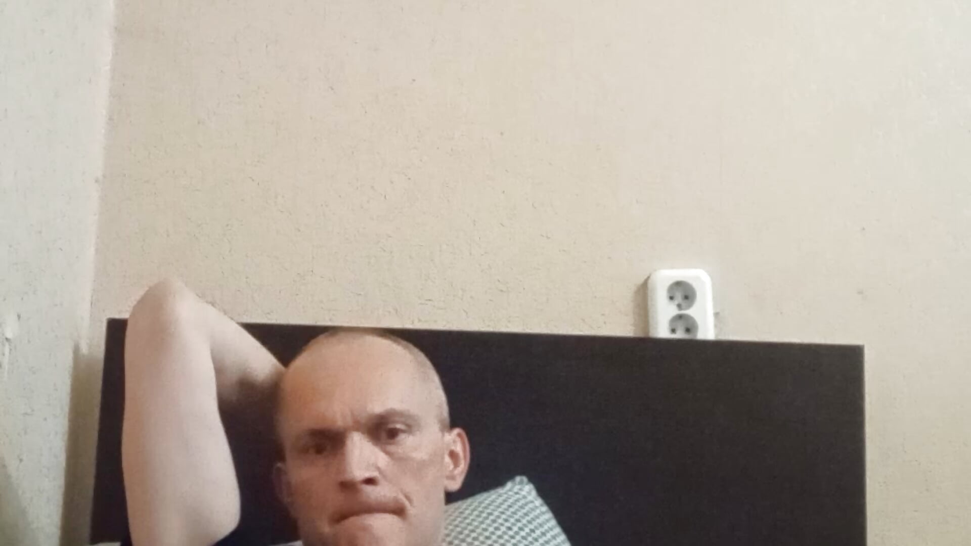 Jerk off before bed－カメラキャストのsergeynew2の動画