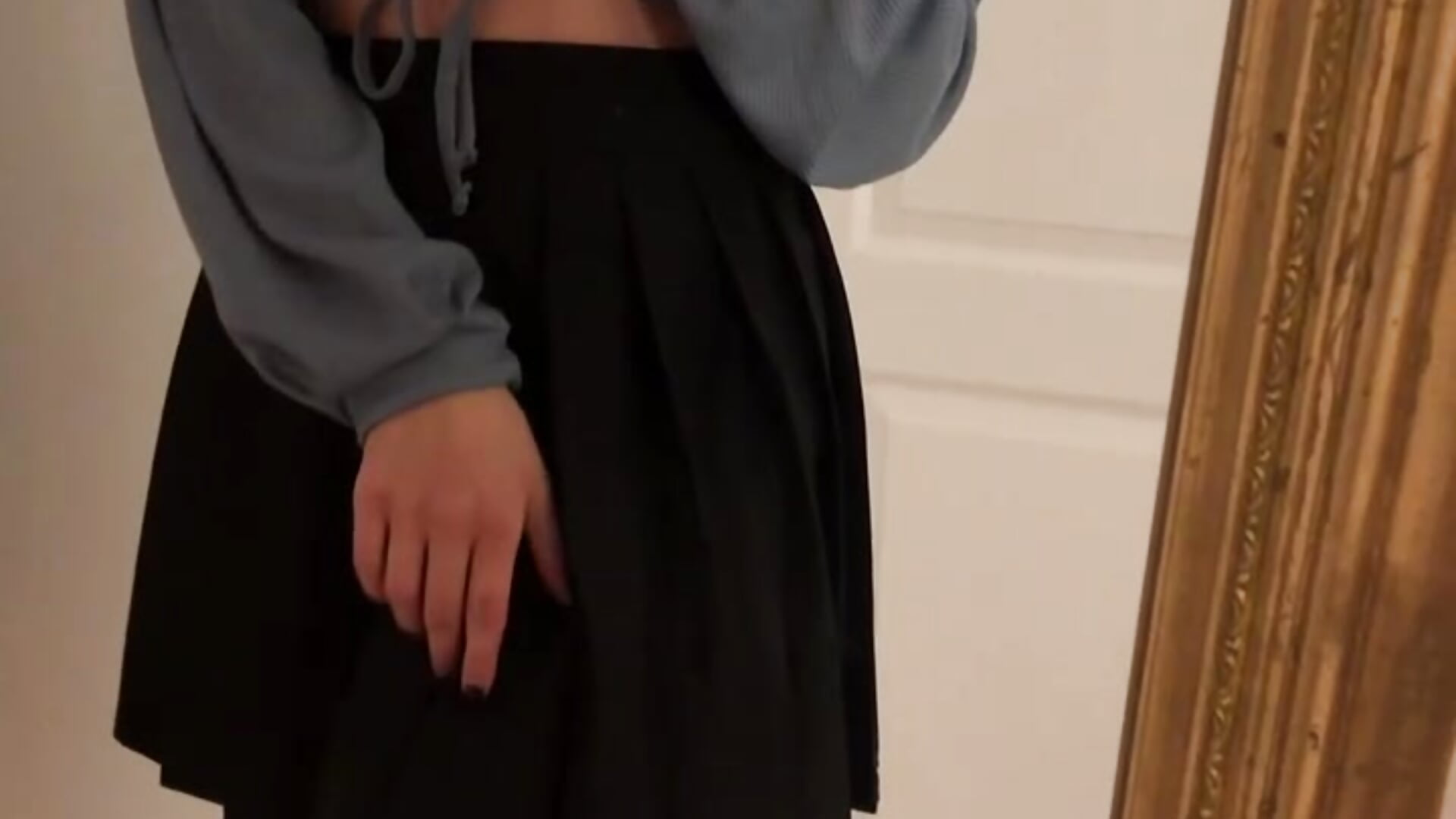 Cute skirt ☺️ - video by alwaysfrida cam model