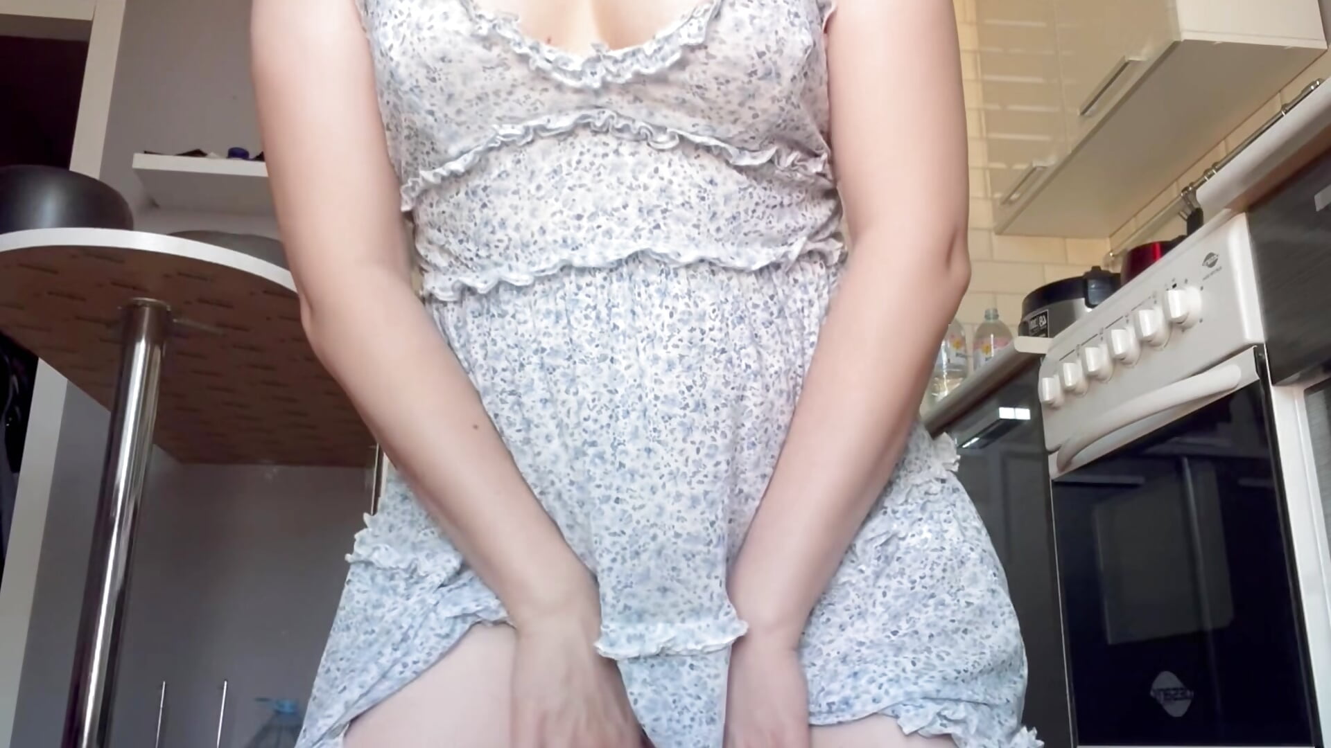 I’m teasing u with a dress and no panties hehe