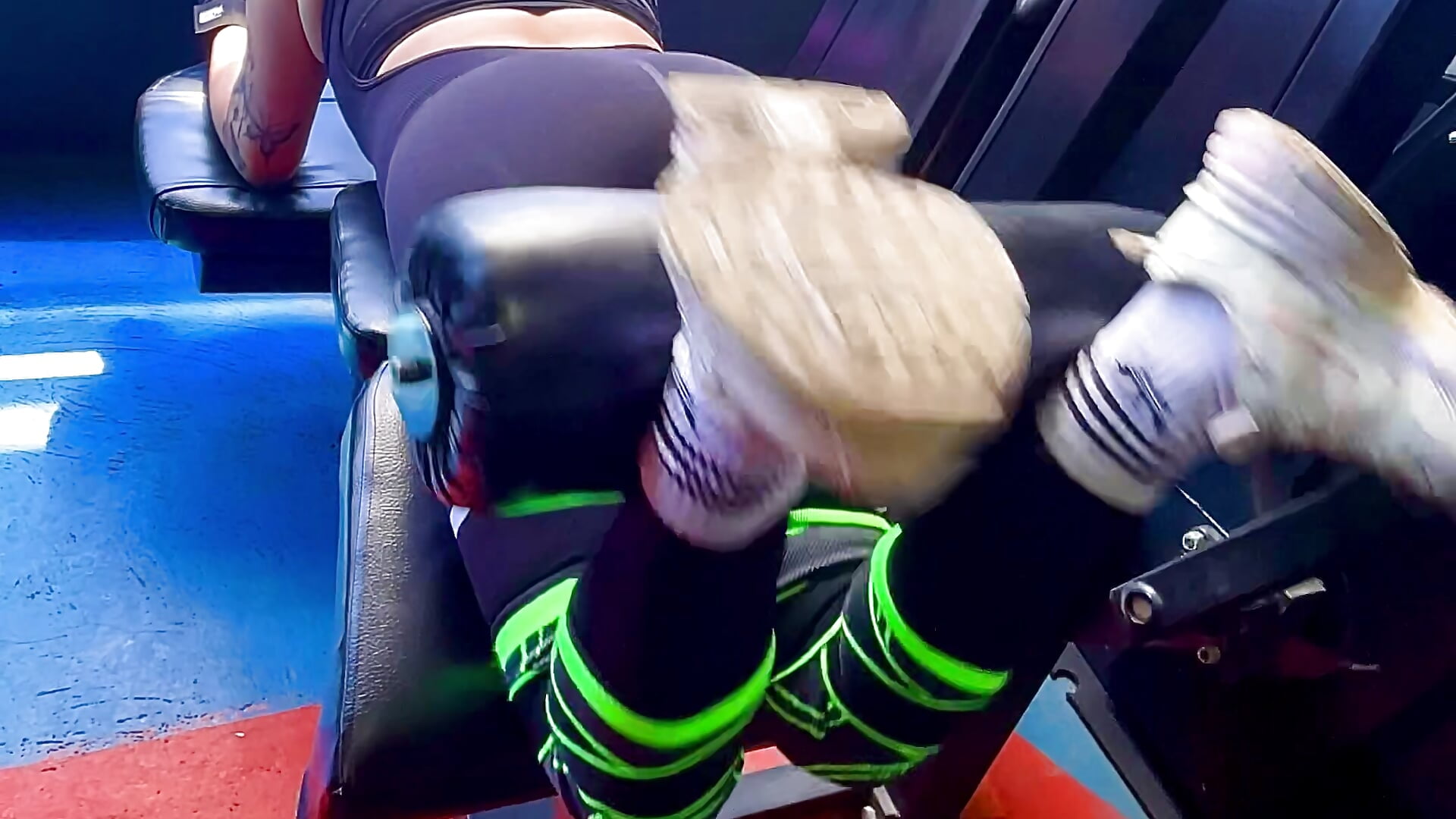 GYM 💪 - วิดีโอโดย Sofhi_a20 โมเดลแคม