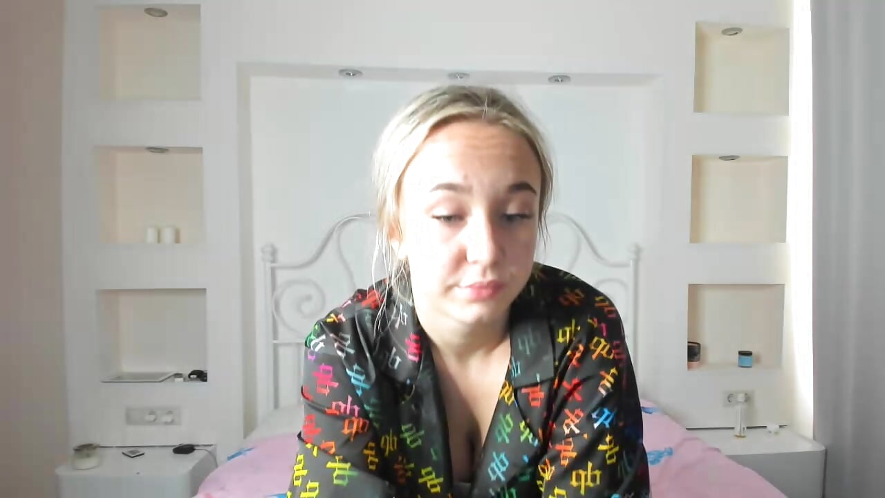 Strip and guys fav JOI - video by SexyCocobutt cam model