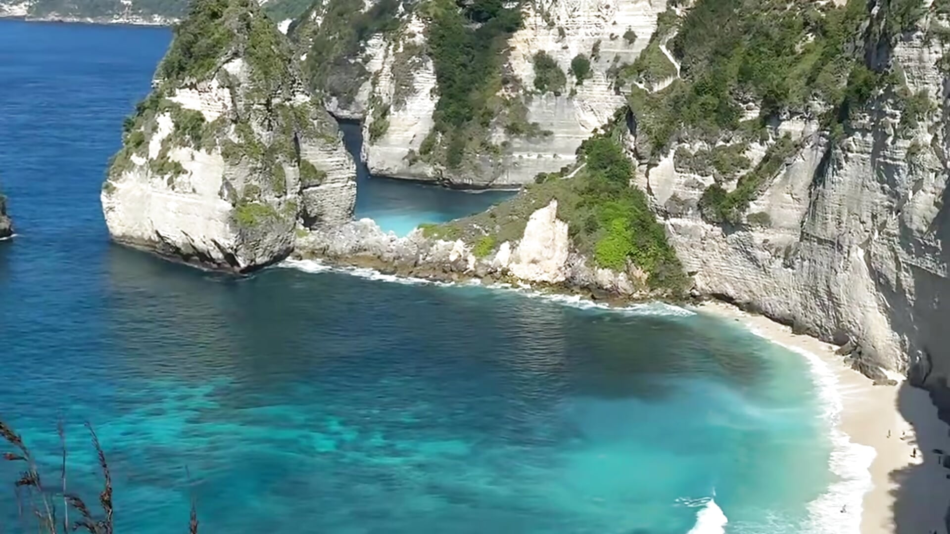 🌊⛰️ - فيديو من GentleRossi موديل الكام
