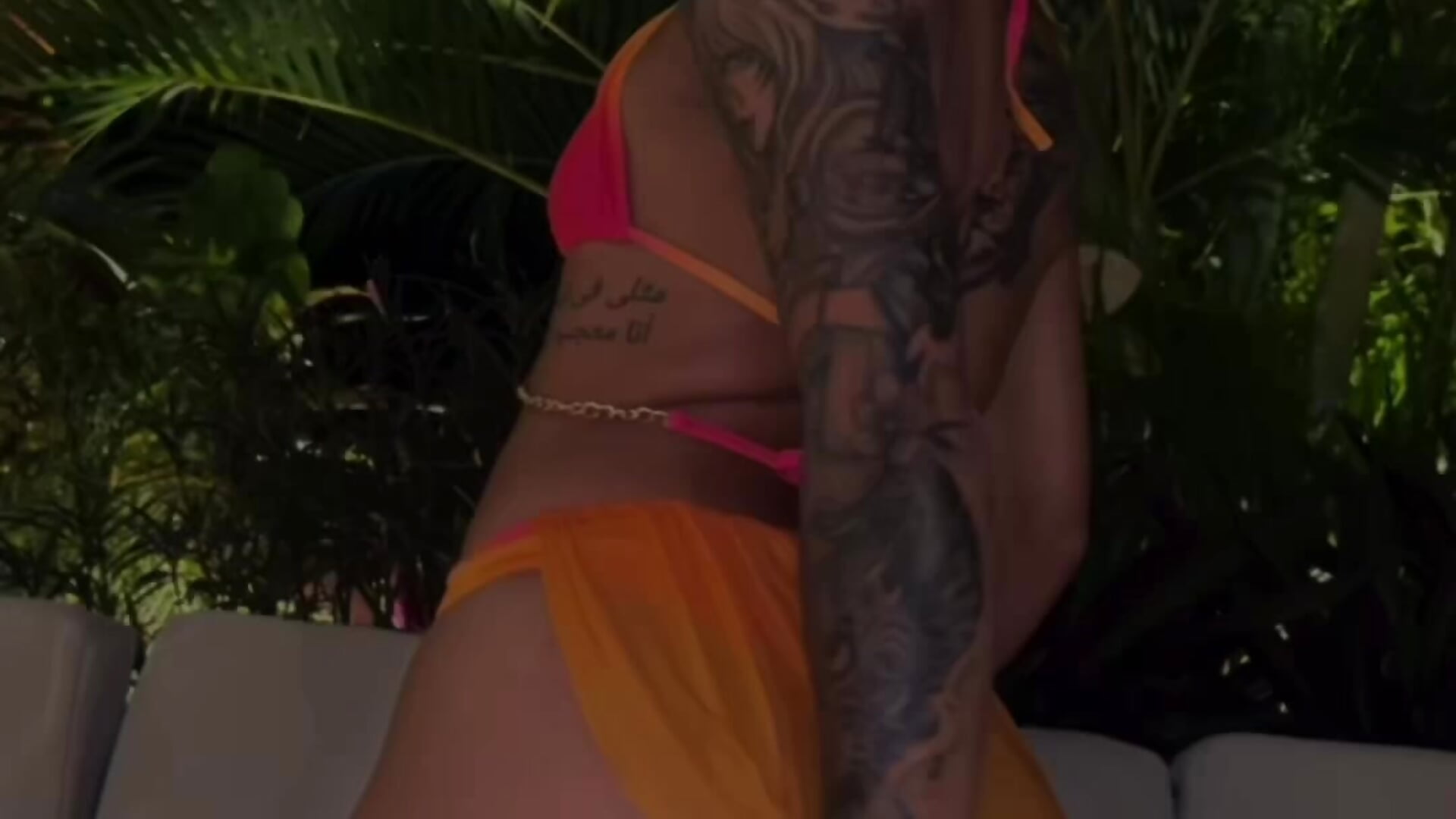 🍑 Love U - video by melisa_es cam model