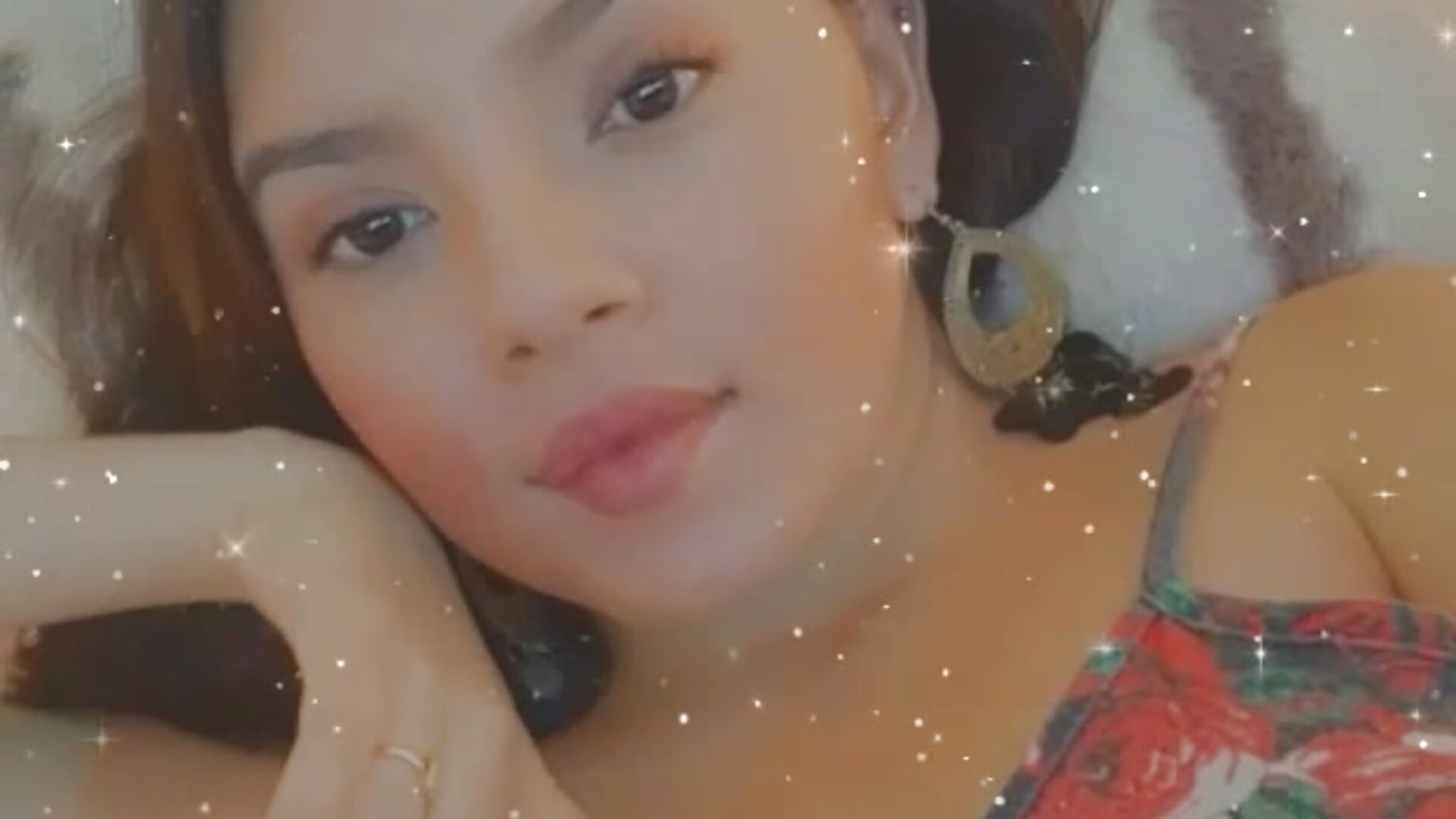 Hi there🖤 - video by Beautyari_ cam model