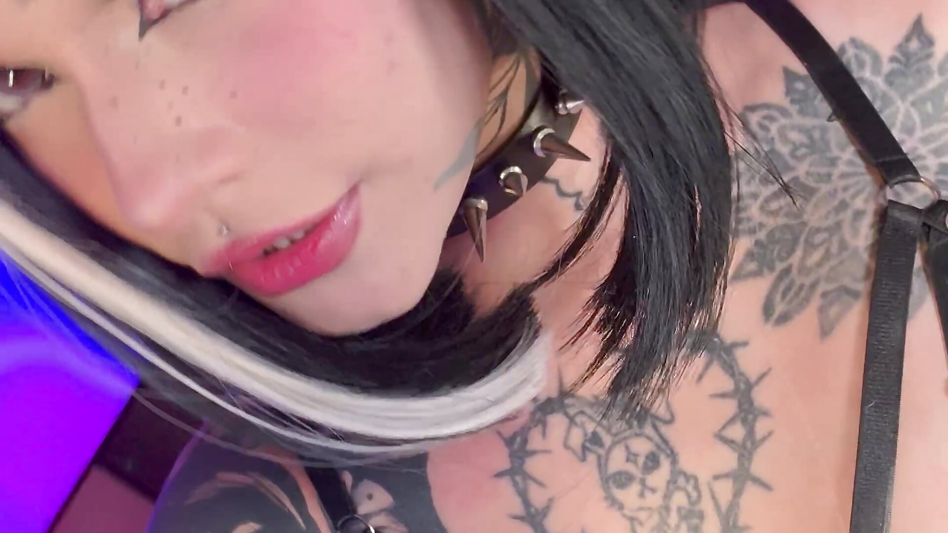 🖤🖤🖤🖤🖤 - video by damnliciousss cam model