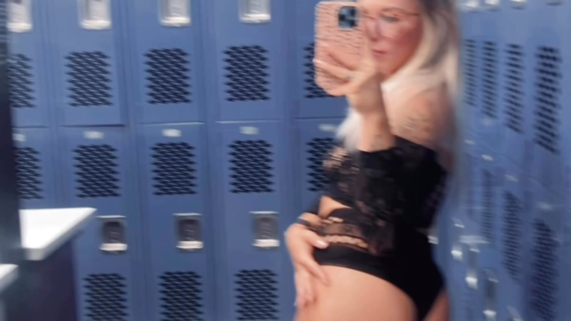 f9286494c24846c7b5028b2f9ccfe226 - video by Amelia_Xxxo cam model