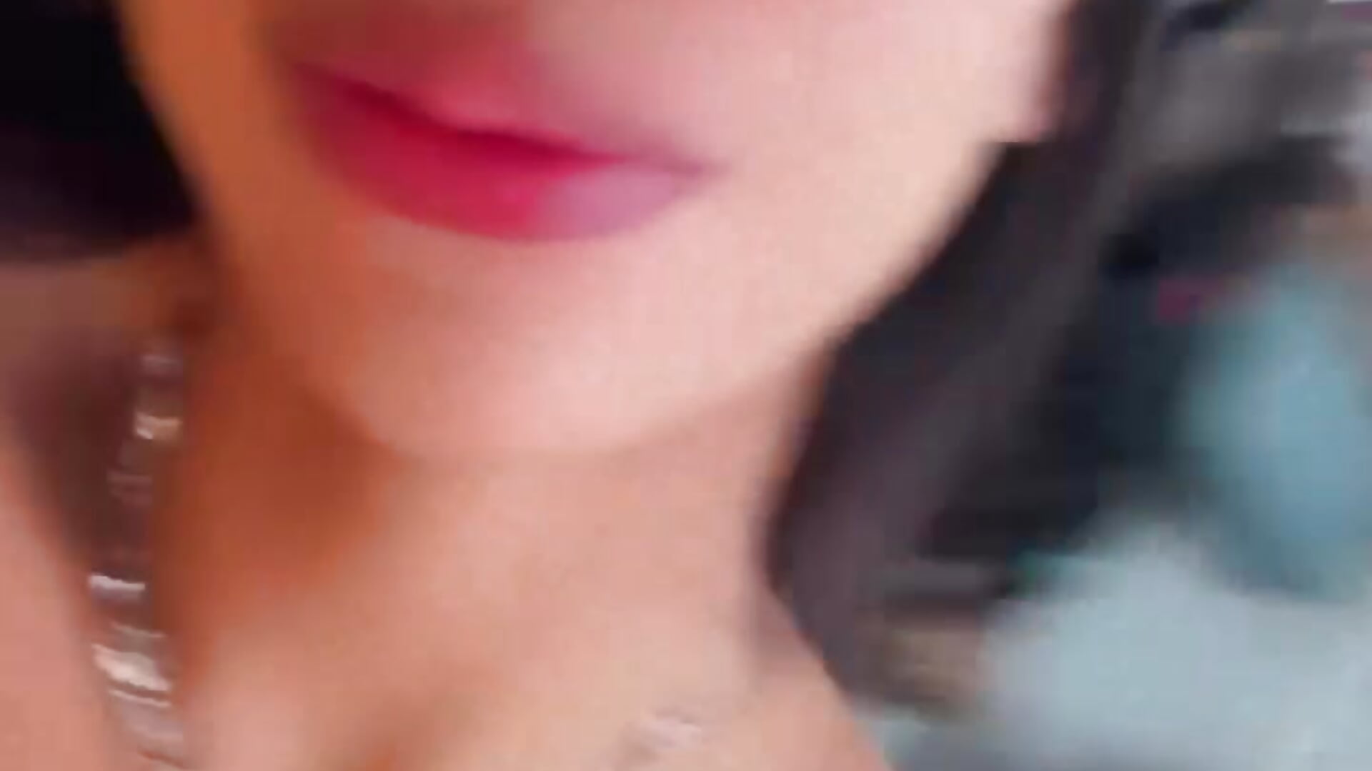 "I'm live right now 😈 come to heat me, I don't want to do it alone 💦💋" - video by catalinasaiz cam model