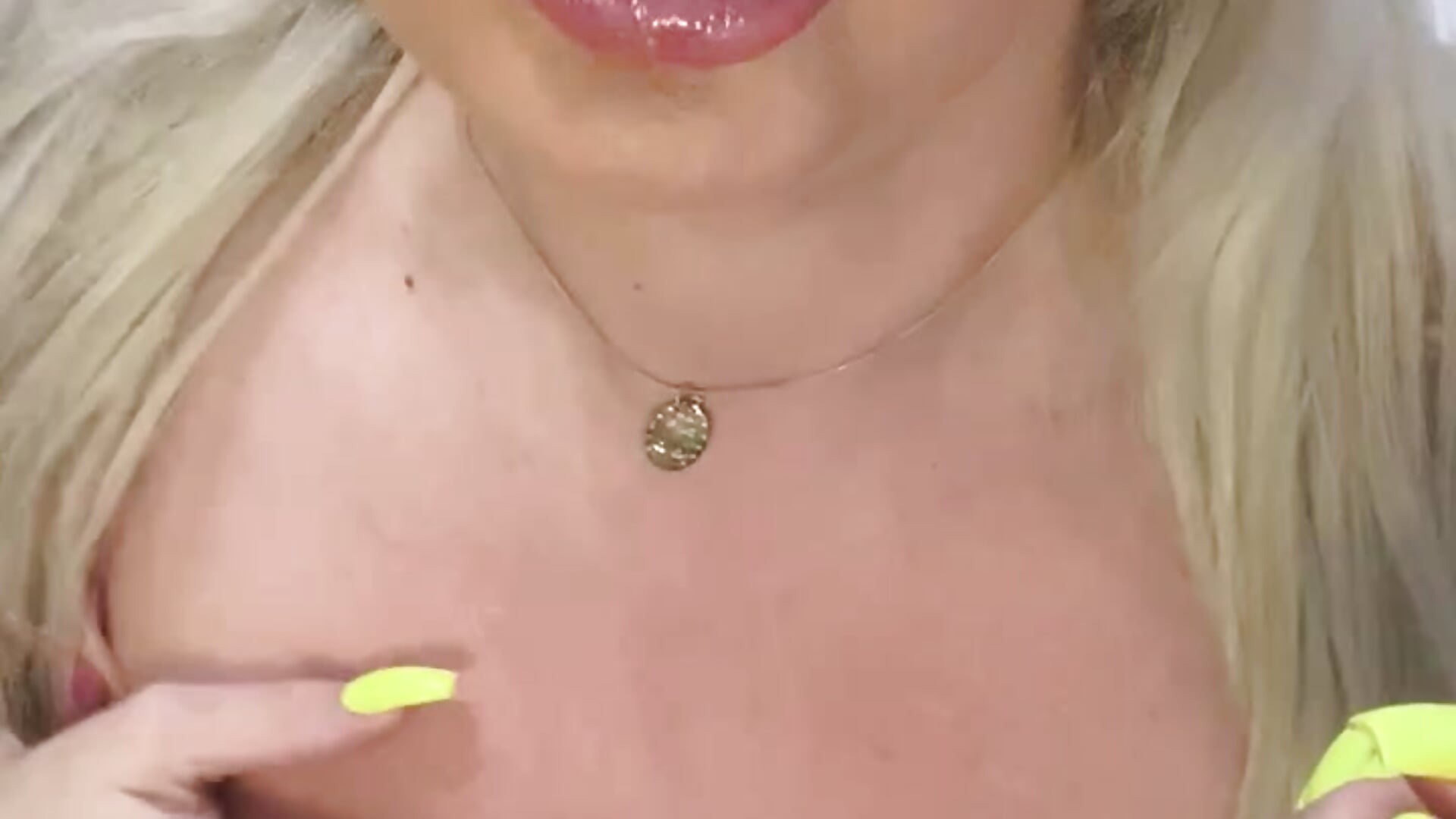 sommer fuck - відео від вебкаммоделі BustyVicky