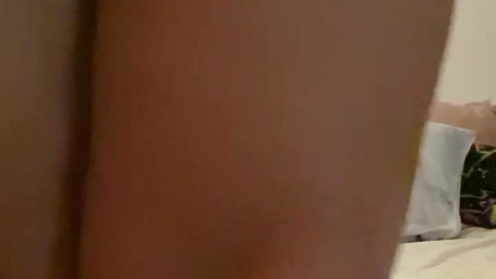 POV sucking/pussy play - відео від вебкаммоделі BustyVicky