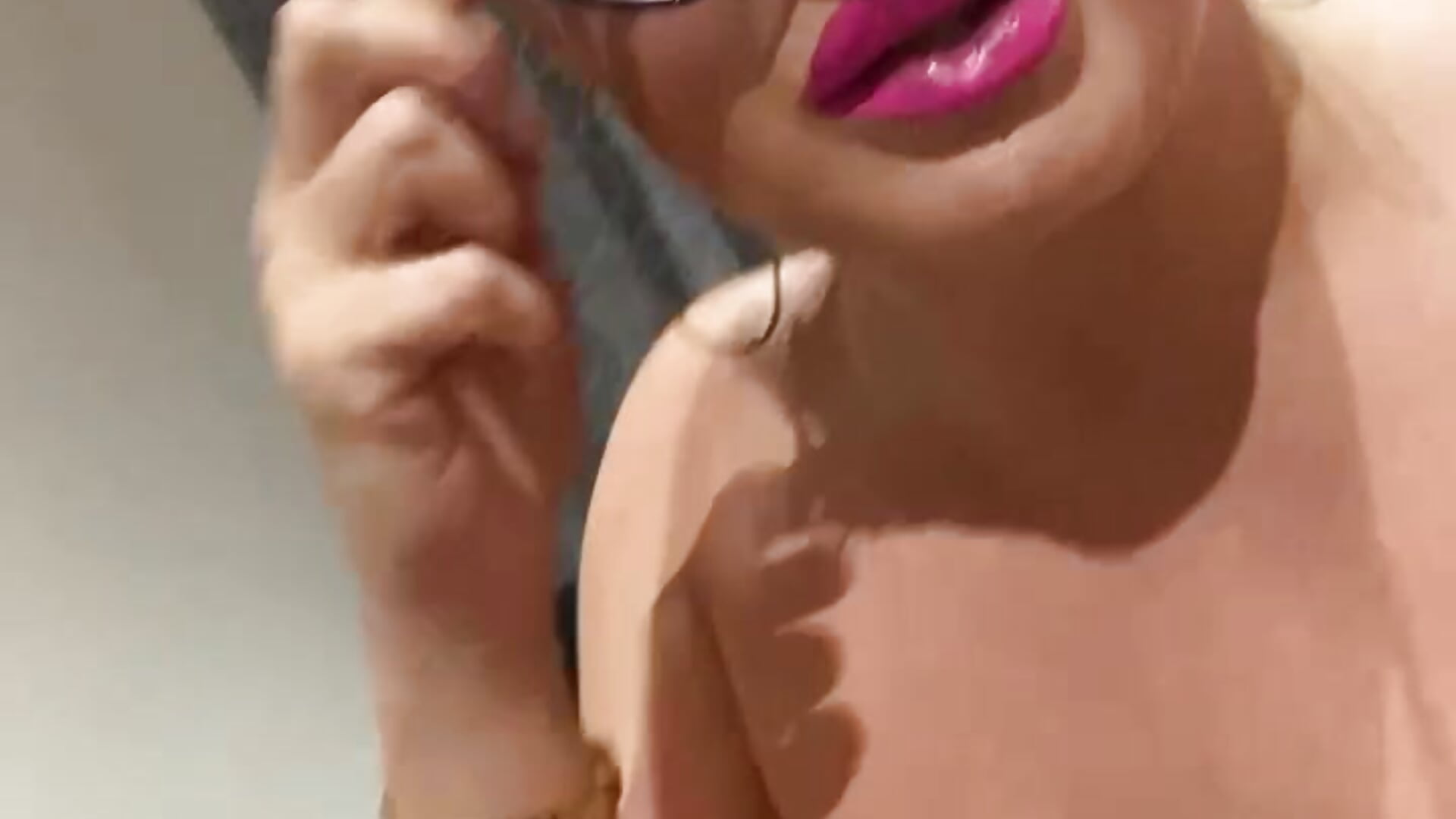 Glasses,DOUBLE PENETRATION,dirtytslk - відео від вебкаммоделі BustyVicky