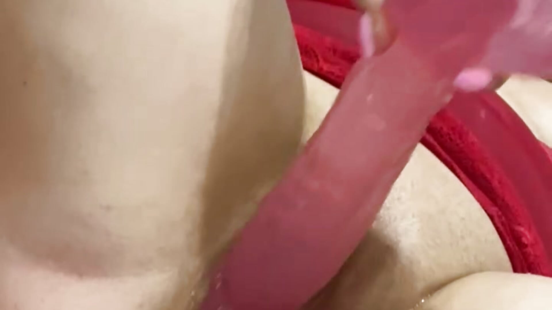 Party bitch hart gefickt und muschi gespritzt - відео від вебкаммоделі BustyVicky