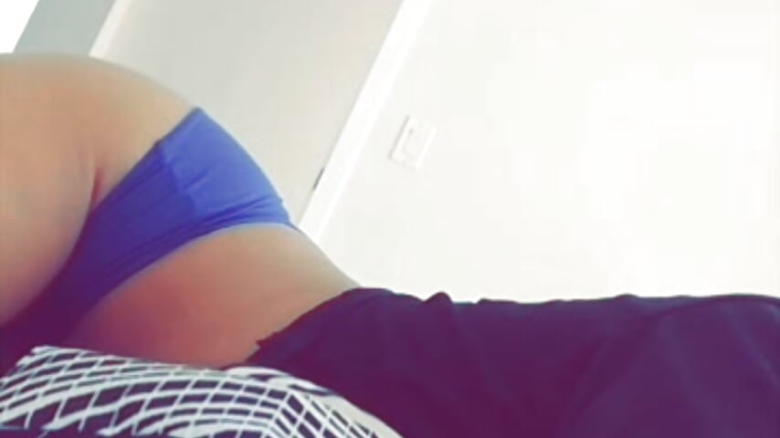watch me twerk a ass cheek - video by RuggyRackz cam model