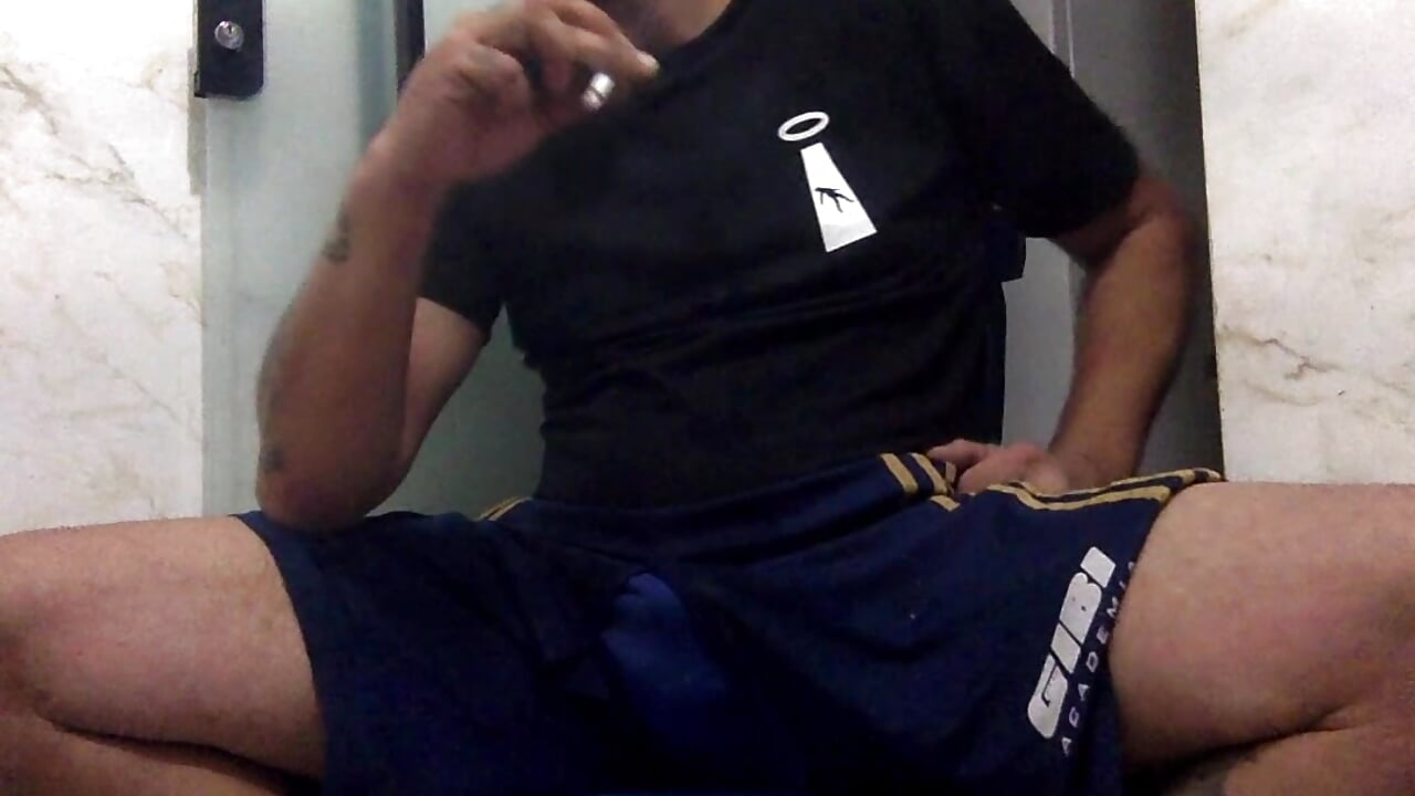 SMOKERBEASTBR – Aktuellstes Video des Cam-Models 13