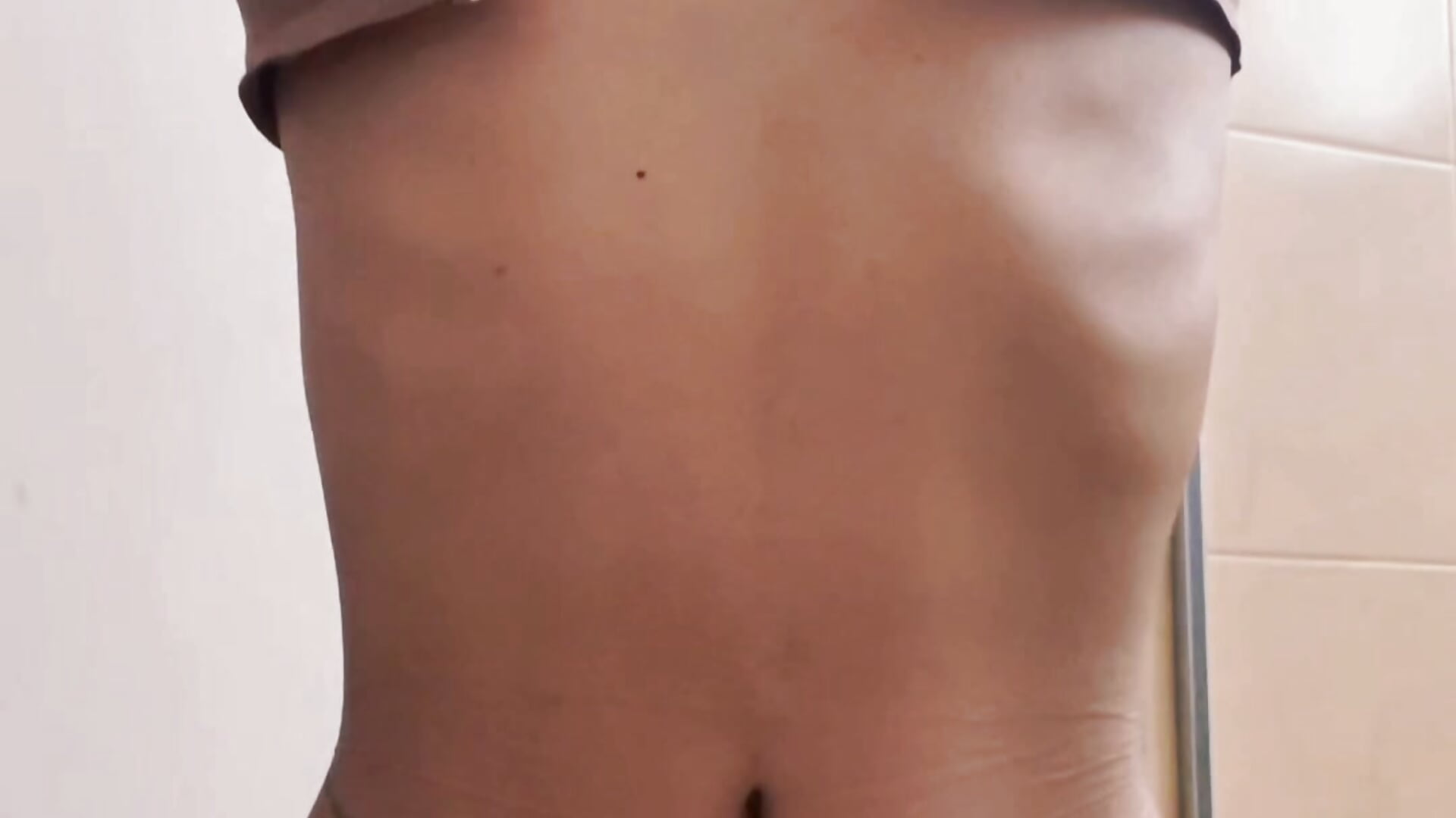 ✨✨✨✨✨   – video od webkamerové modelky GabriSaenz