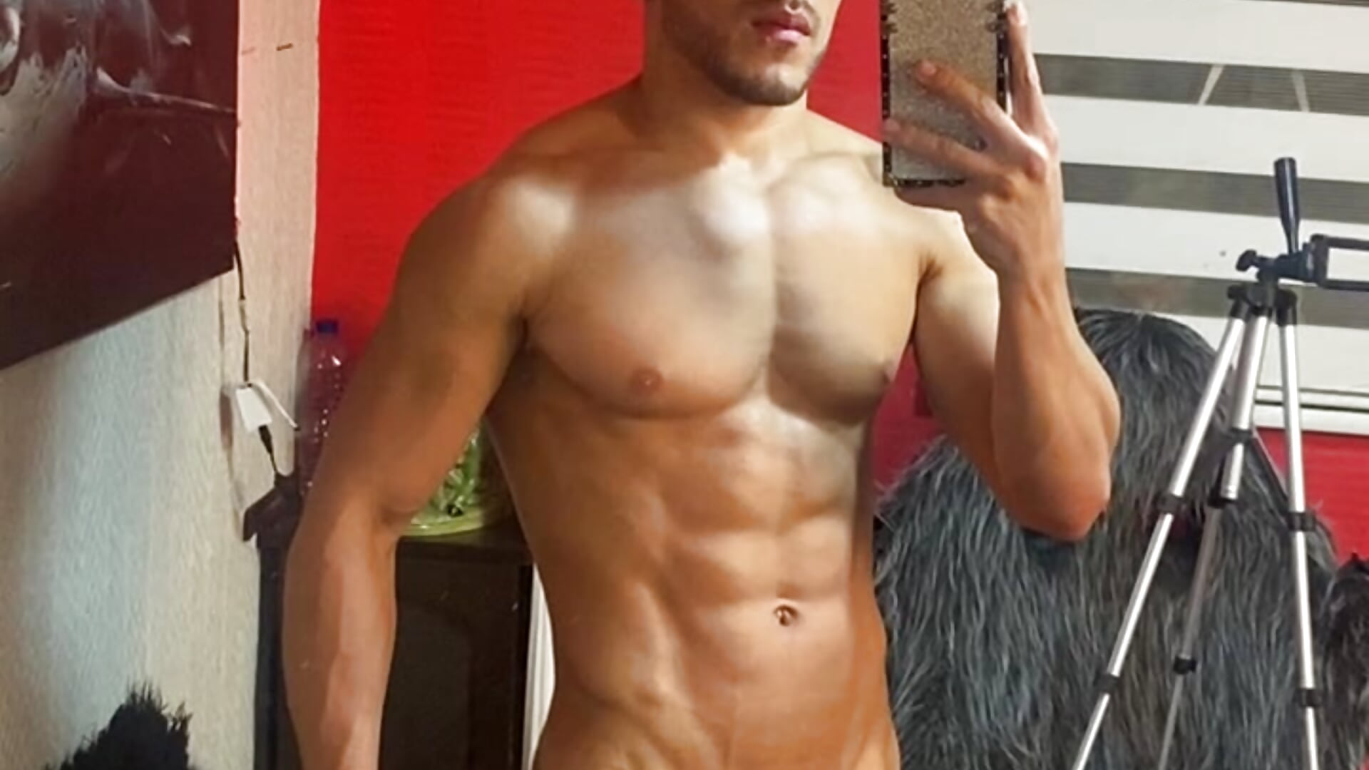 hey - video by bayronfit cam model