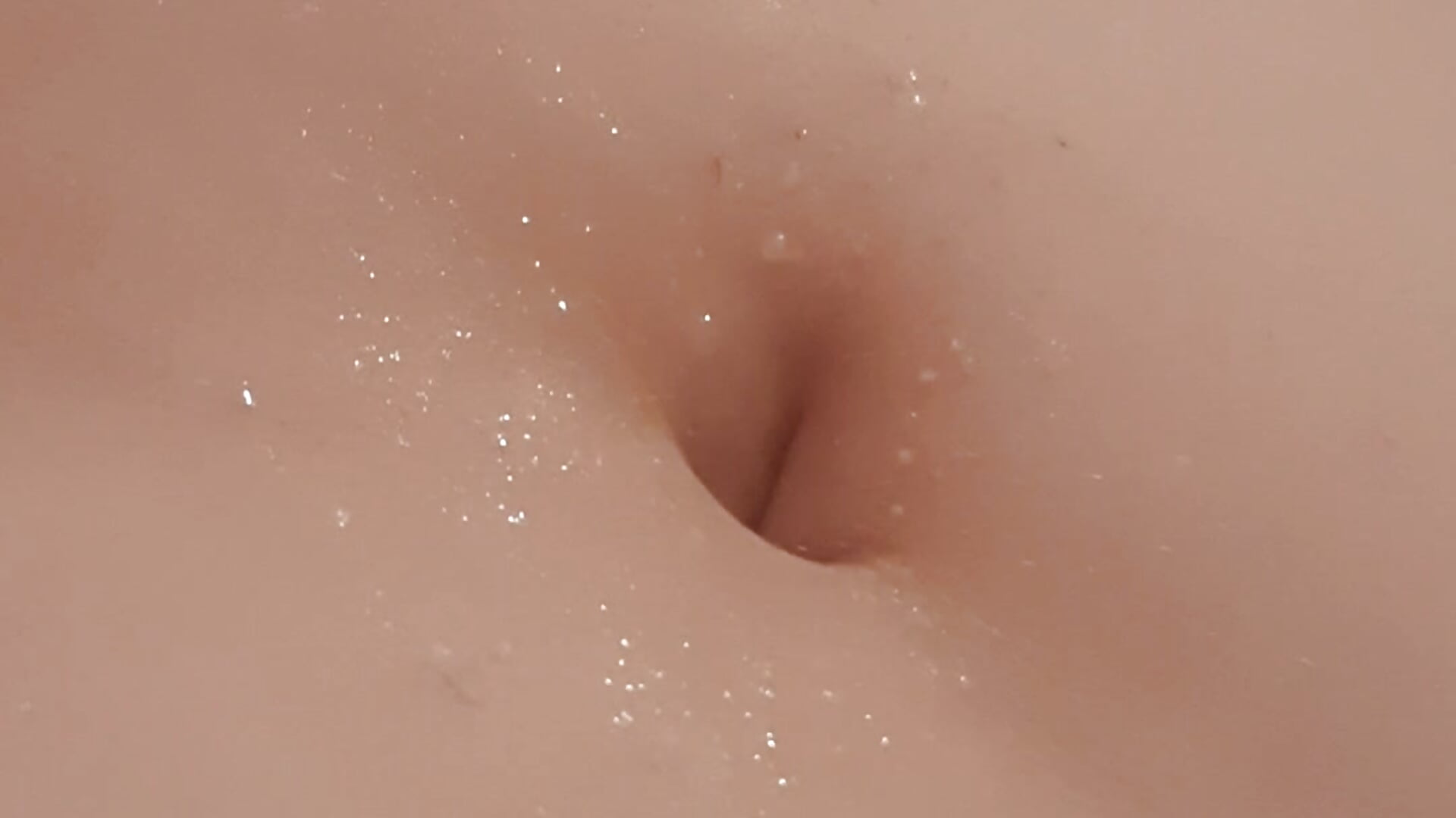 Sexy Alexxa belly