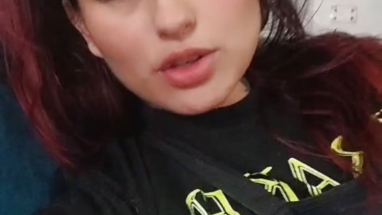 kiss u – video modela na kameri demon_ssofy