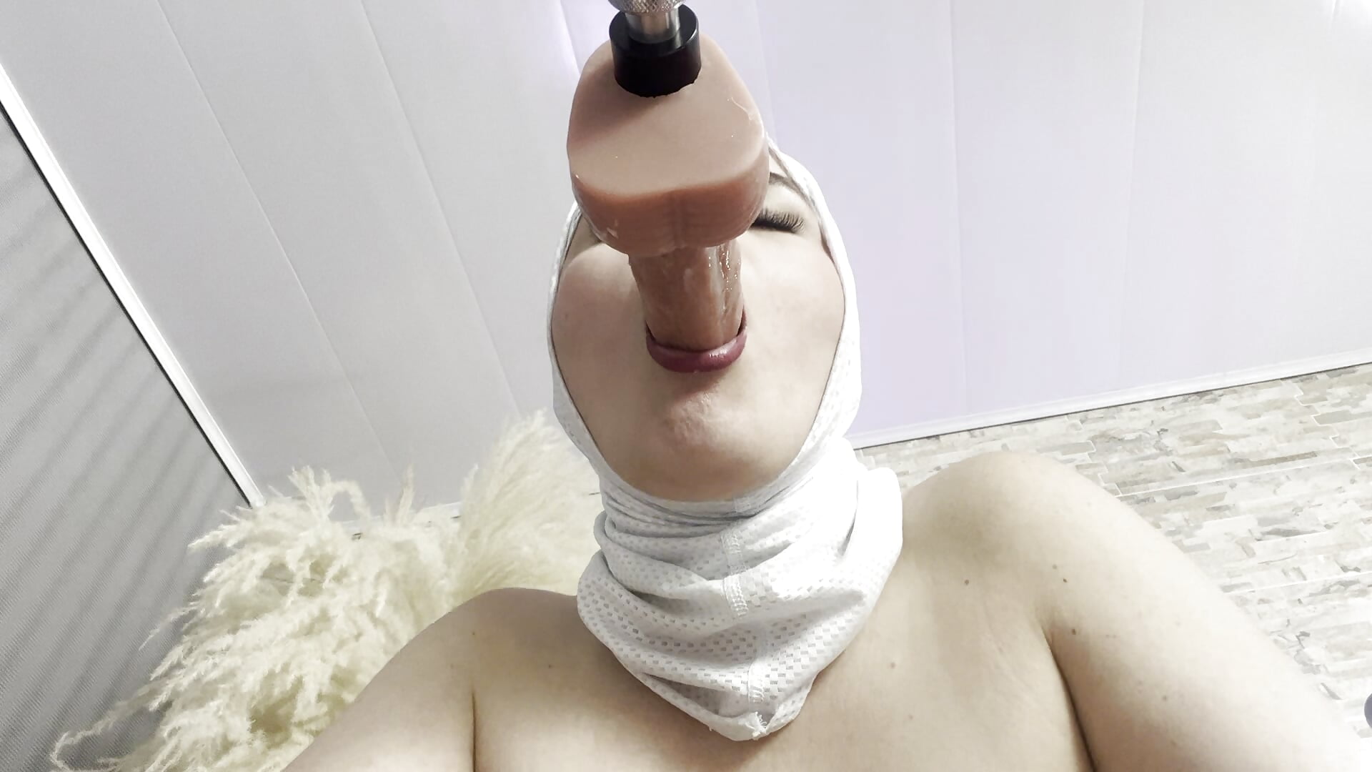 Look how the milk from my toy comes out in my mouth, would you like it to be your poya?