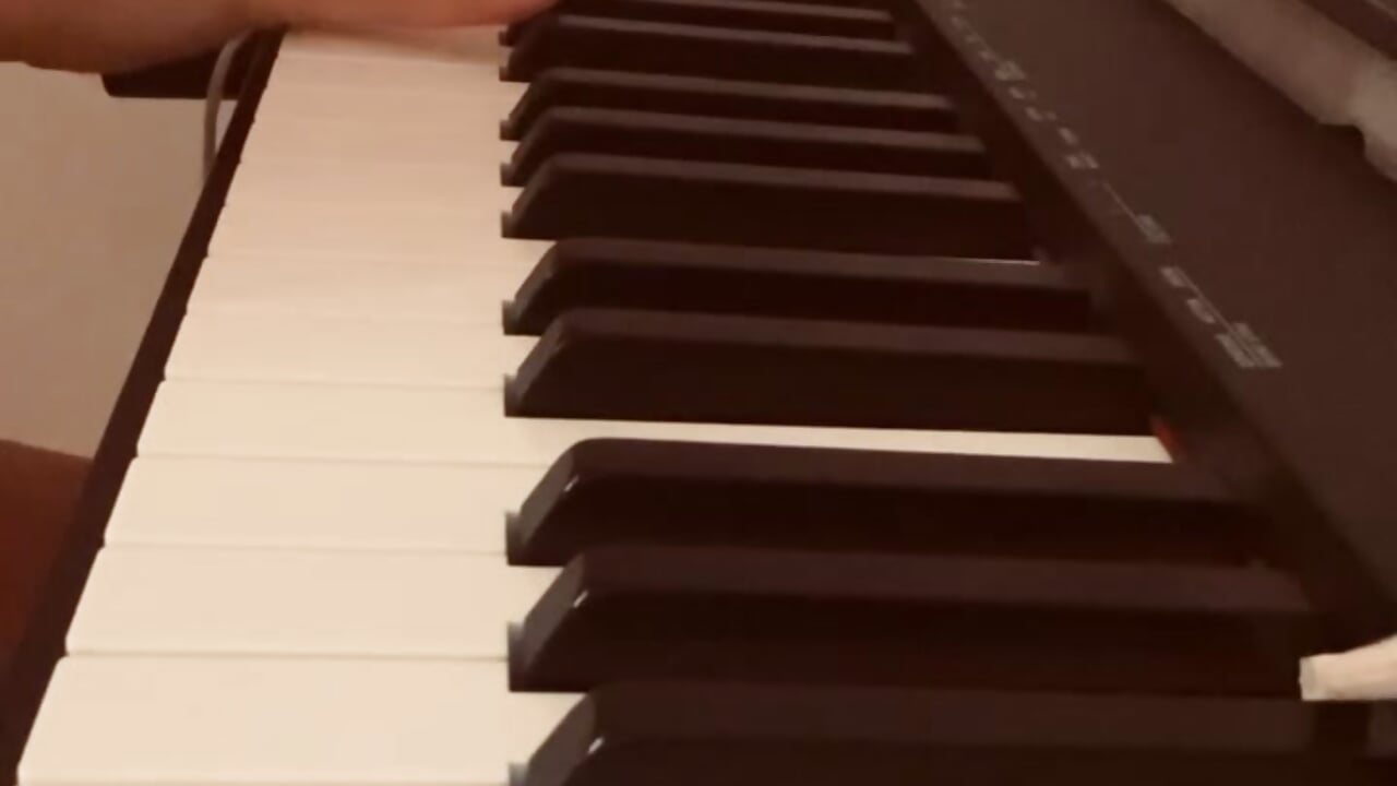 Close Debussy - video by Raspberry__ cam model