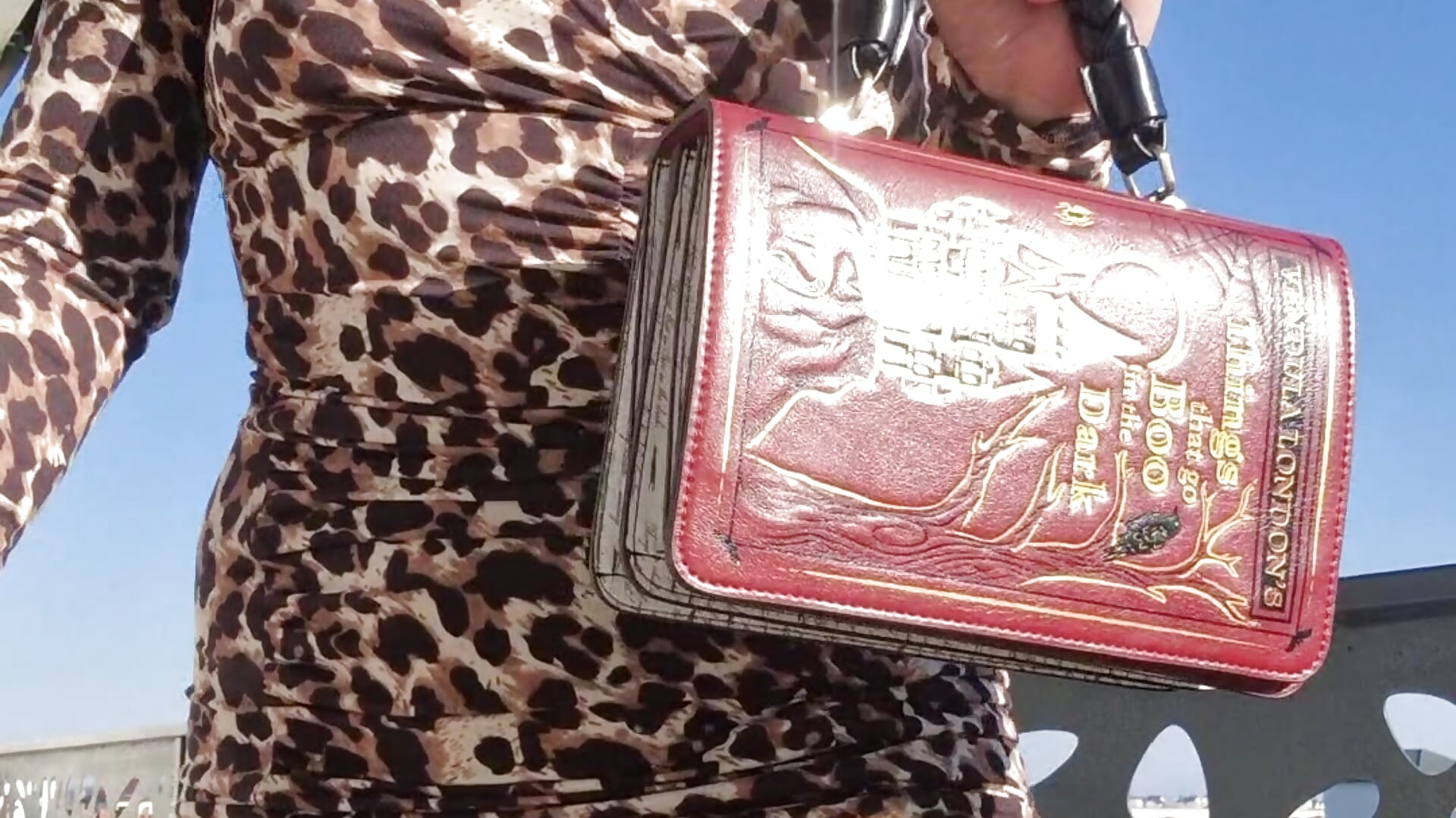 Sexy în leopard!! - vídeo de Lissabeta modelo de câmara