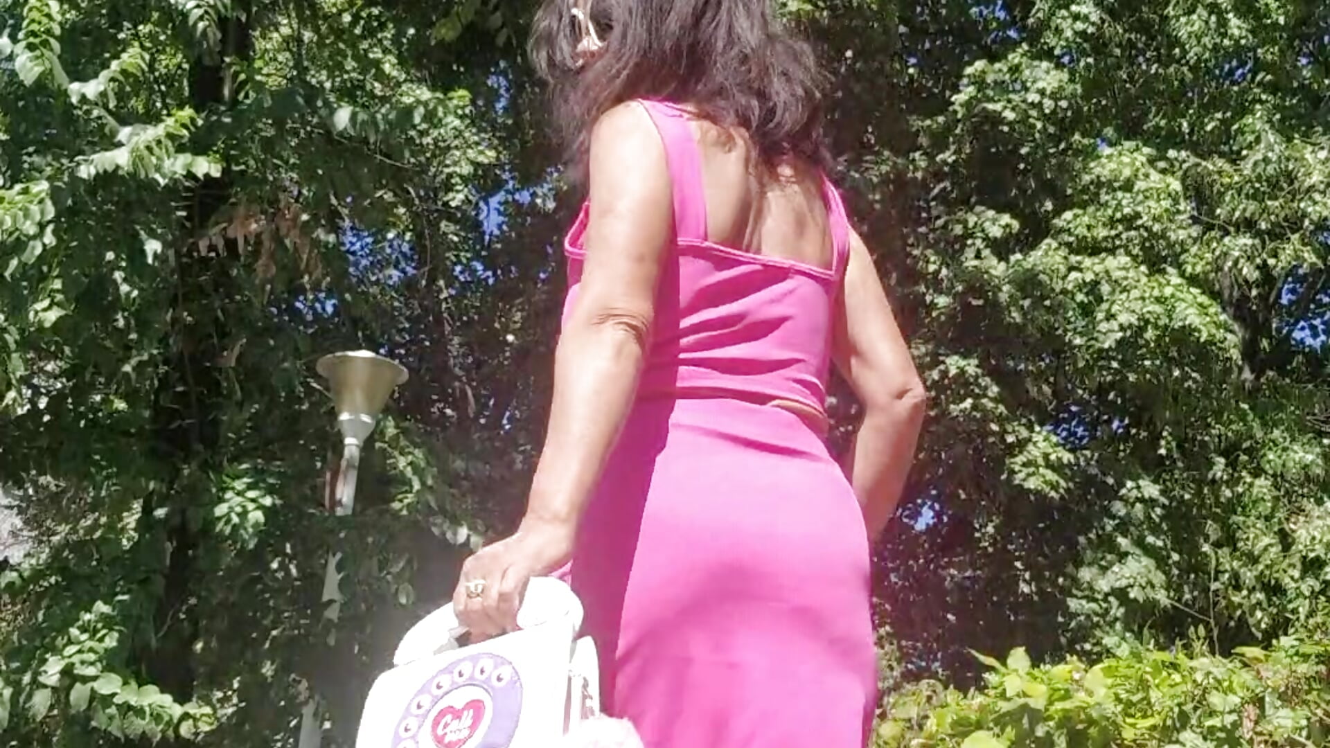 Monday pink - vídeo de Lissabeta modelo de câmara