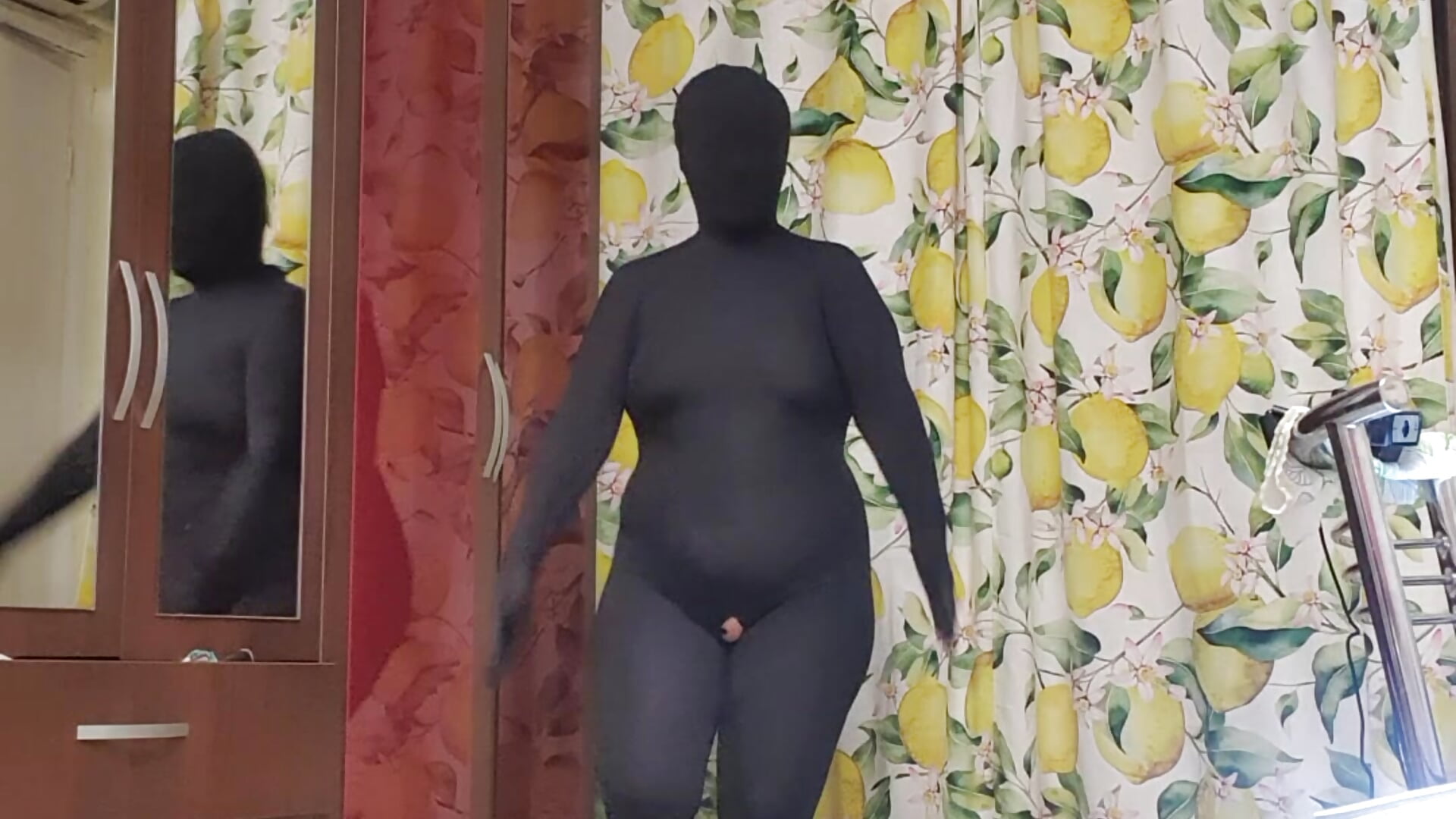 All în nylon zentai - vídeo de Lissabeta modelo de câmara