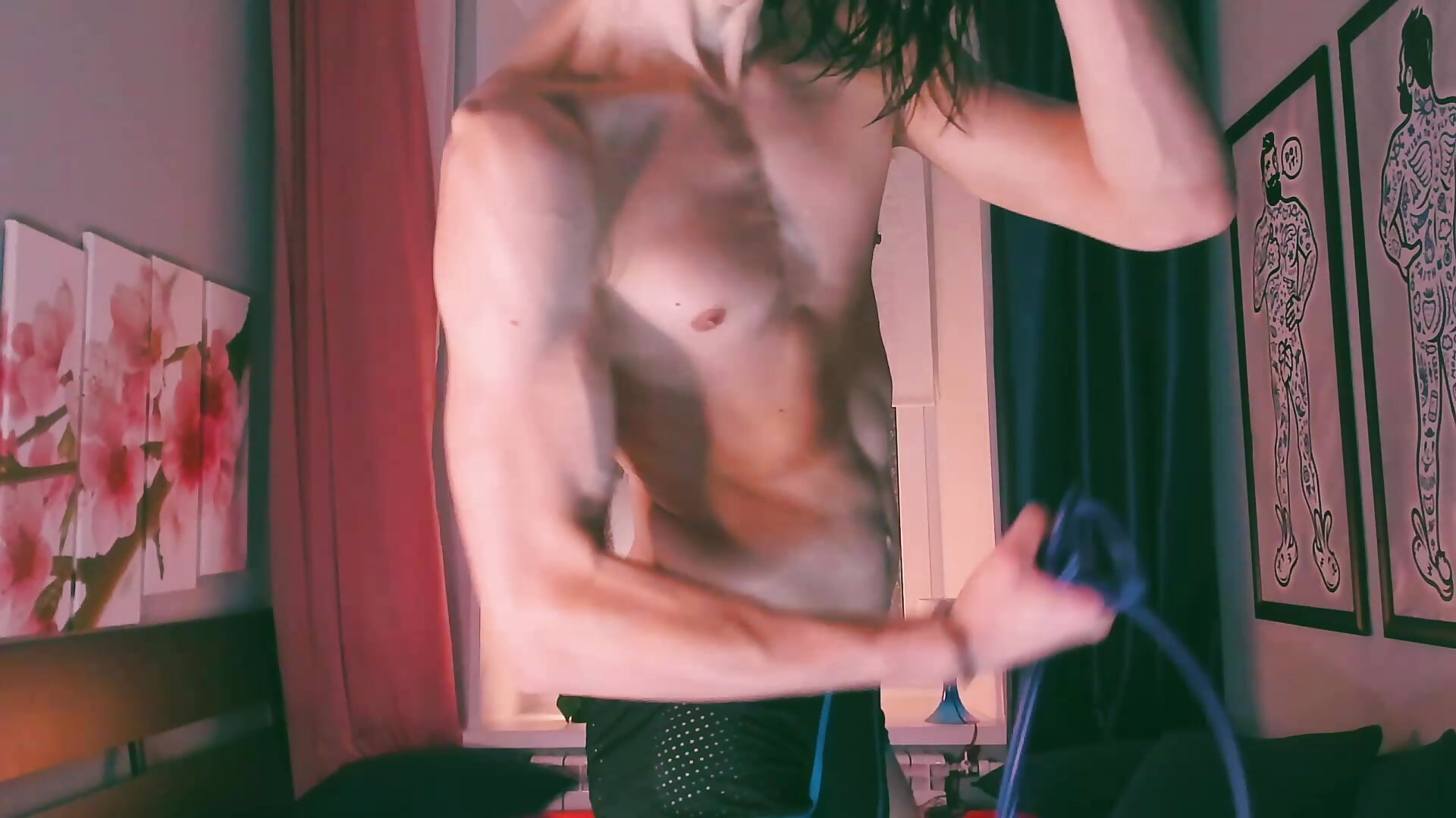 Muscle... :P - video by NigelStriker cam model