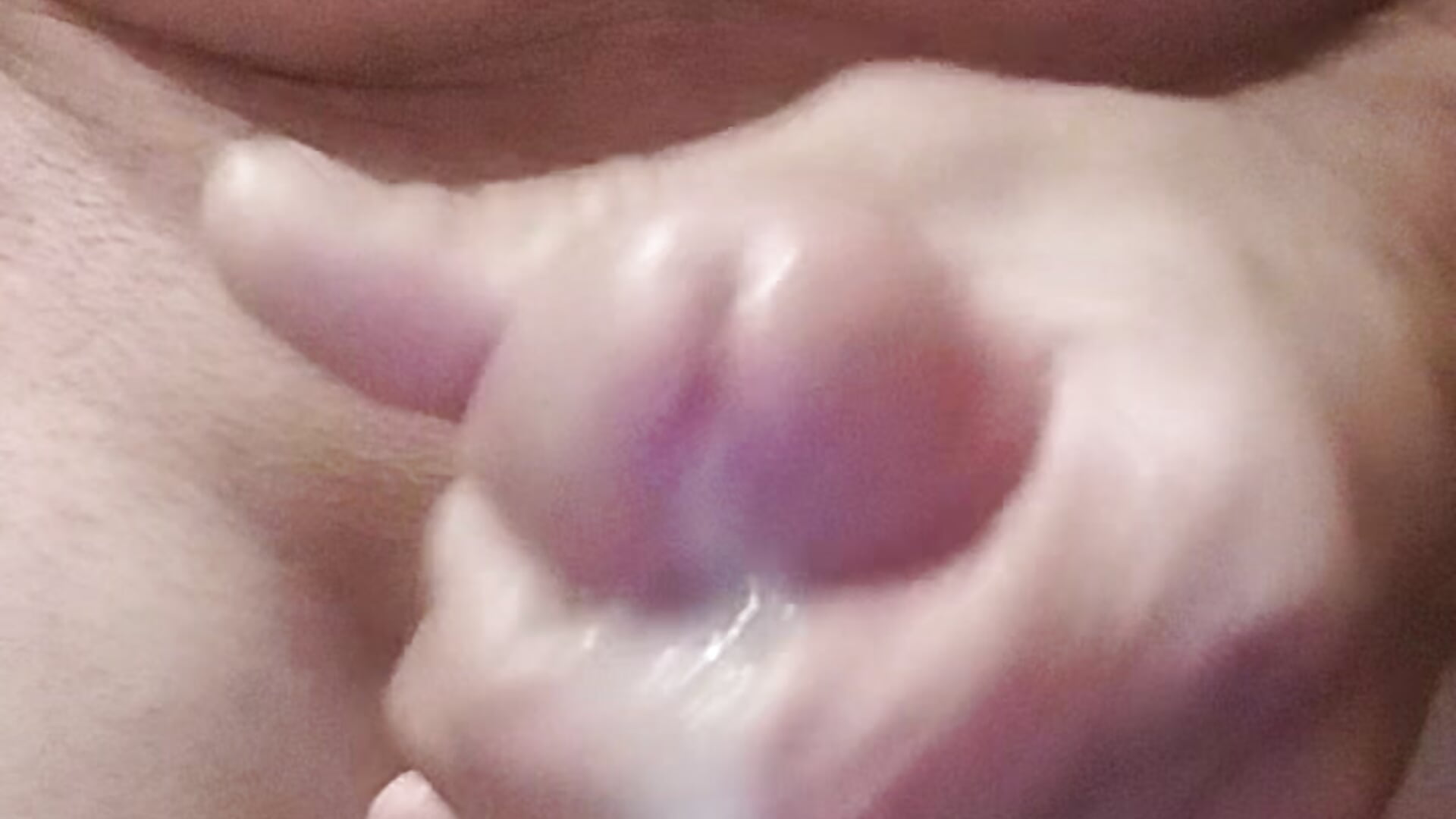 Jerking off my pretty lil cock until i cum - video by Sevin7769 cam model