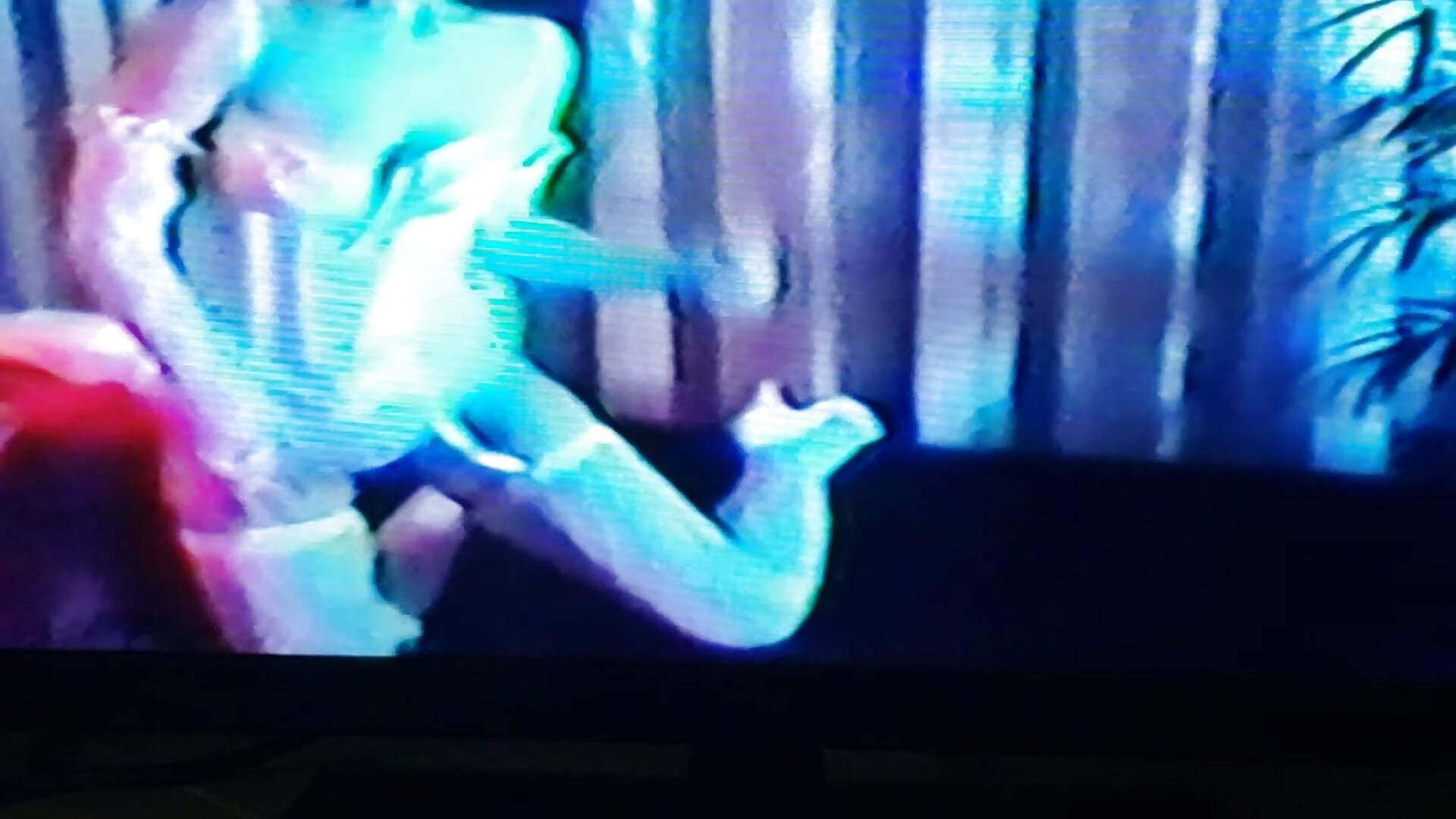 Lingerie photo shoot (throwback video) – video af OrangeHello