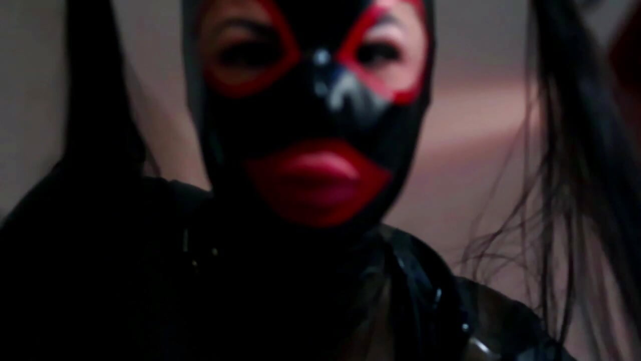 LATEX－カメラキャストのSusanSwanの動画