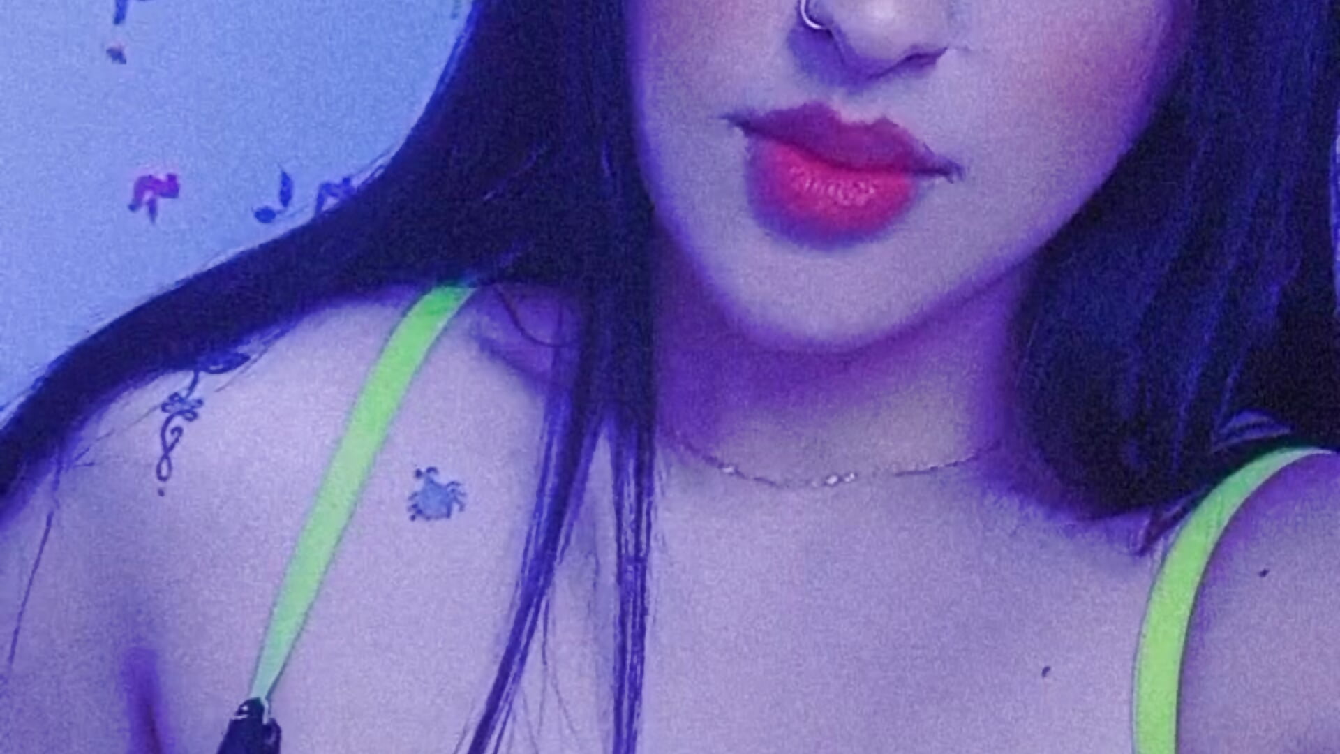 SOY TAN DULCE COMO LA MIEL ... PERO SI DESEAS TE ENSEÑO QUE PUEDO SER TAN SUCIA COMO LO DESEAS - vidéo du modèle de showcams bella930303