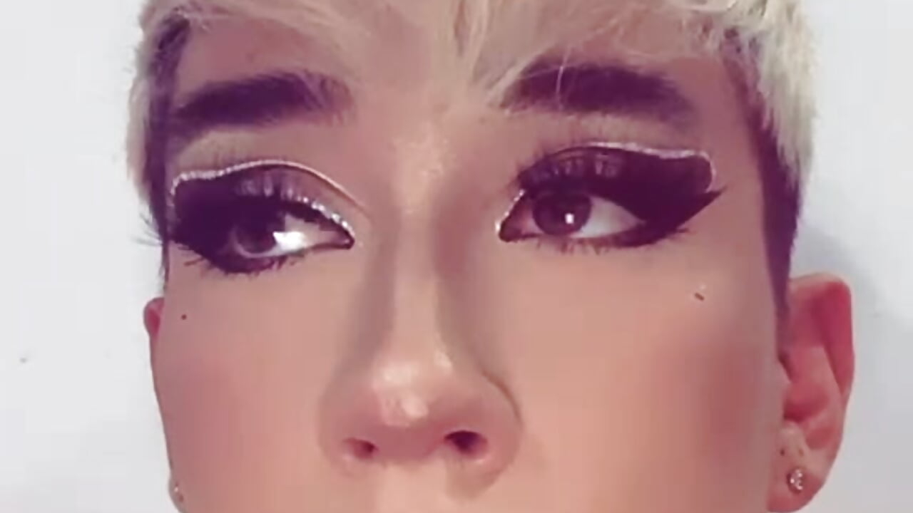 NEW MAKEUP✨－カメラキャストのChris_boy_の動画